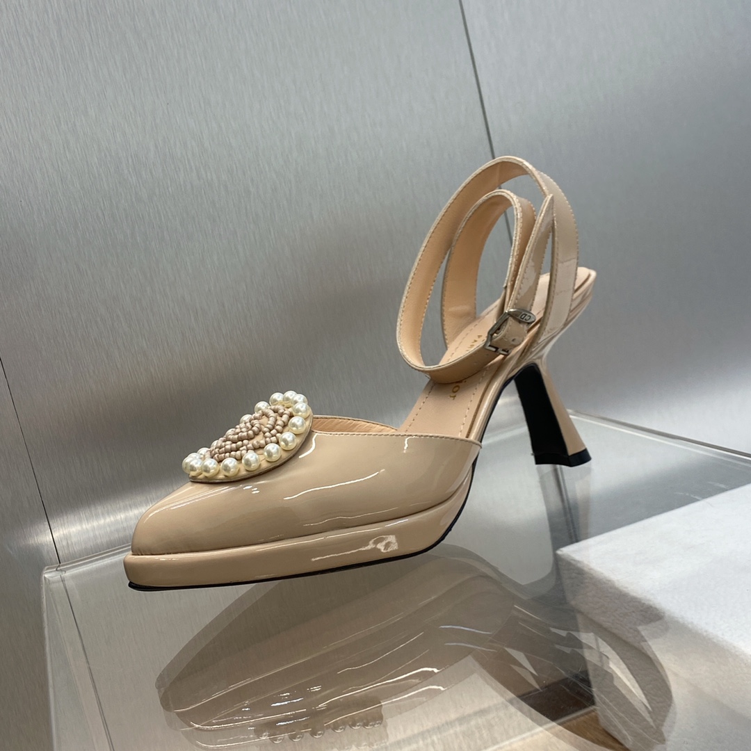 Bagsaaa D10r Rose Pump Beige