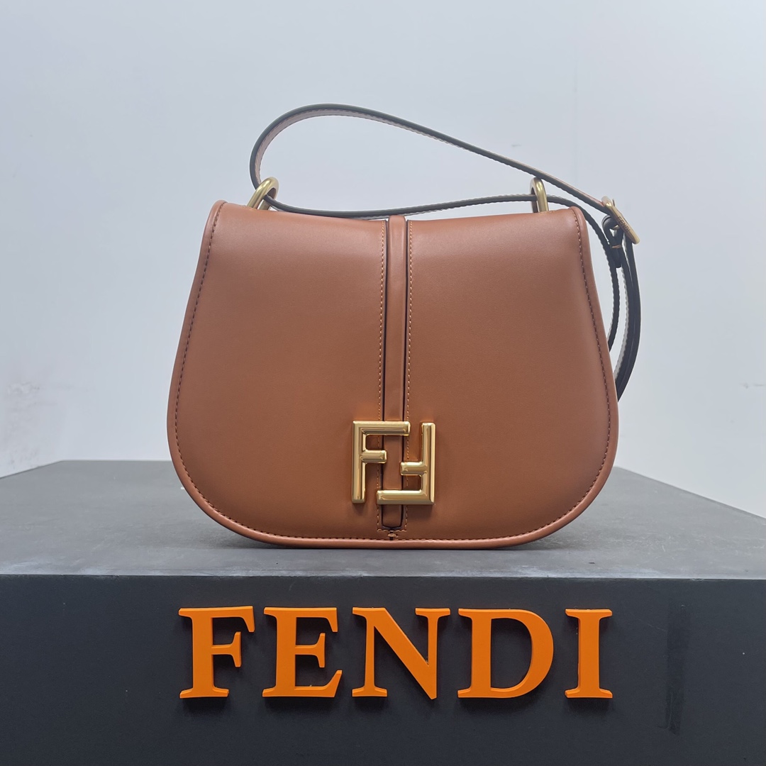 Bagsaaa F**di Cmon Brown leather bag - 25x20x7cm