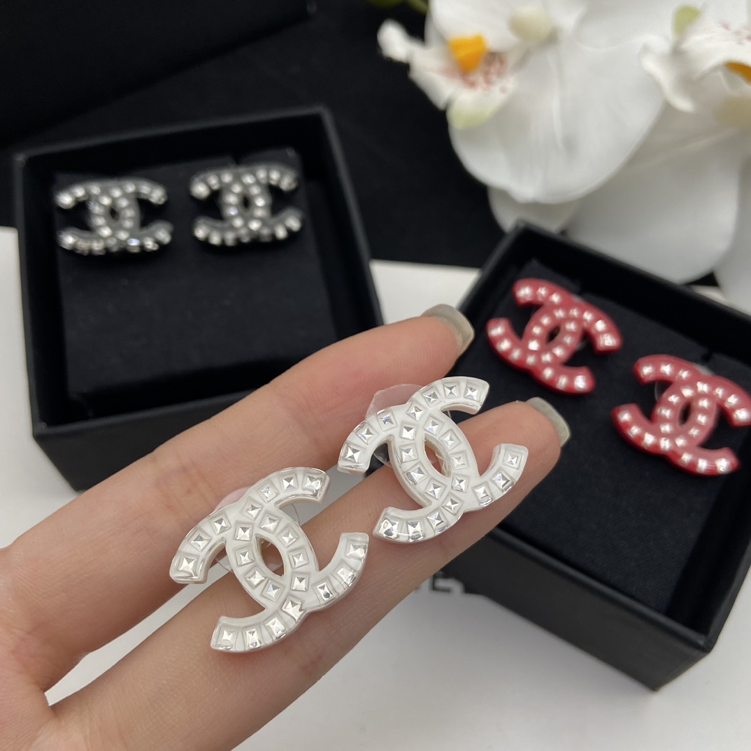 Bagsaaa Ch**el CC Logo Stud Earrings