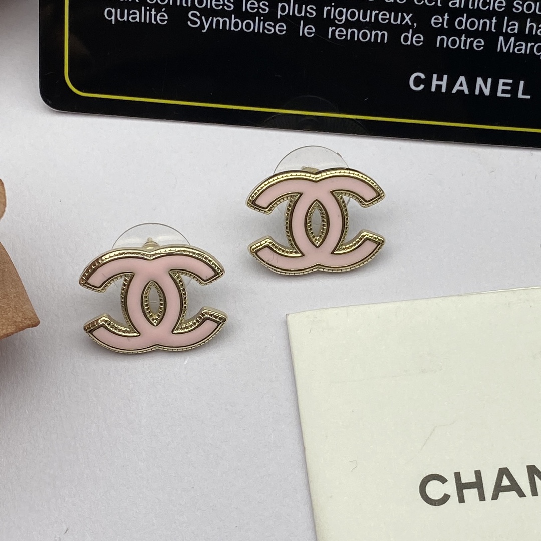 Bagsaaa Ch**el CC Logo Stud Earrings 02
