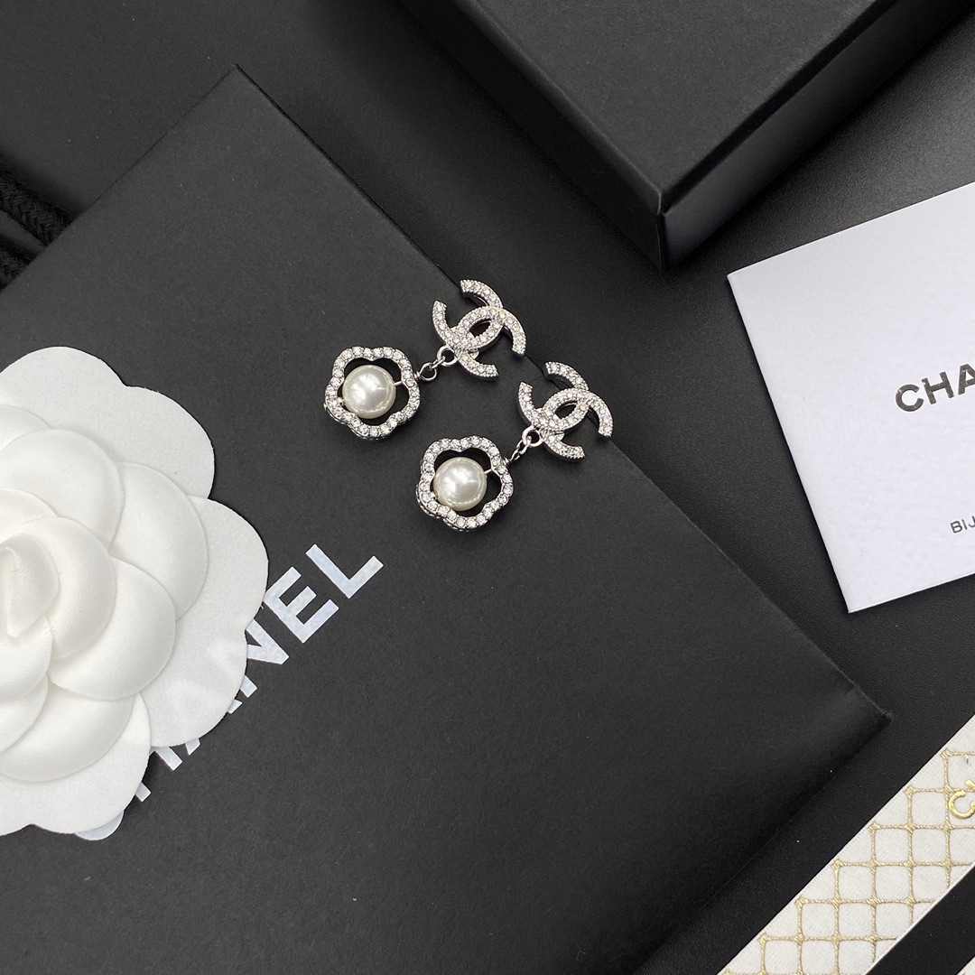 Bagsaaa Ch**el Pearl Silver Drop Earrings