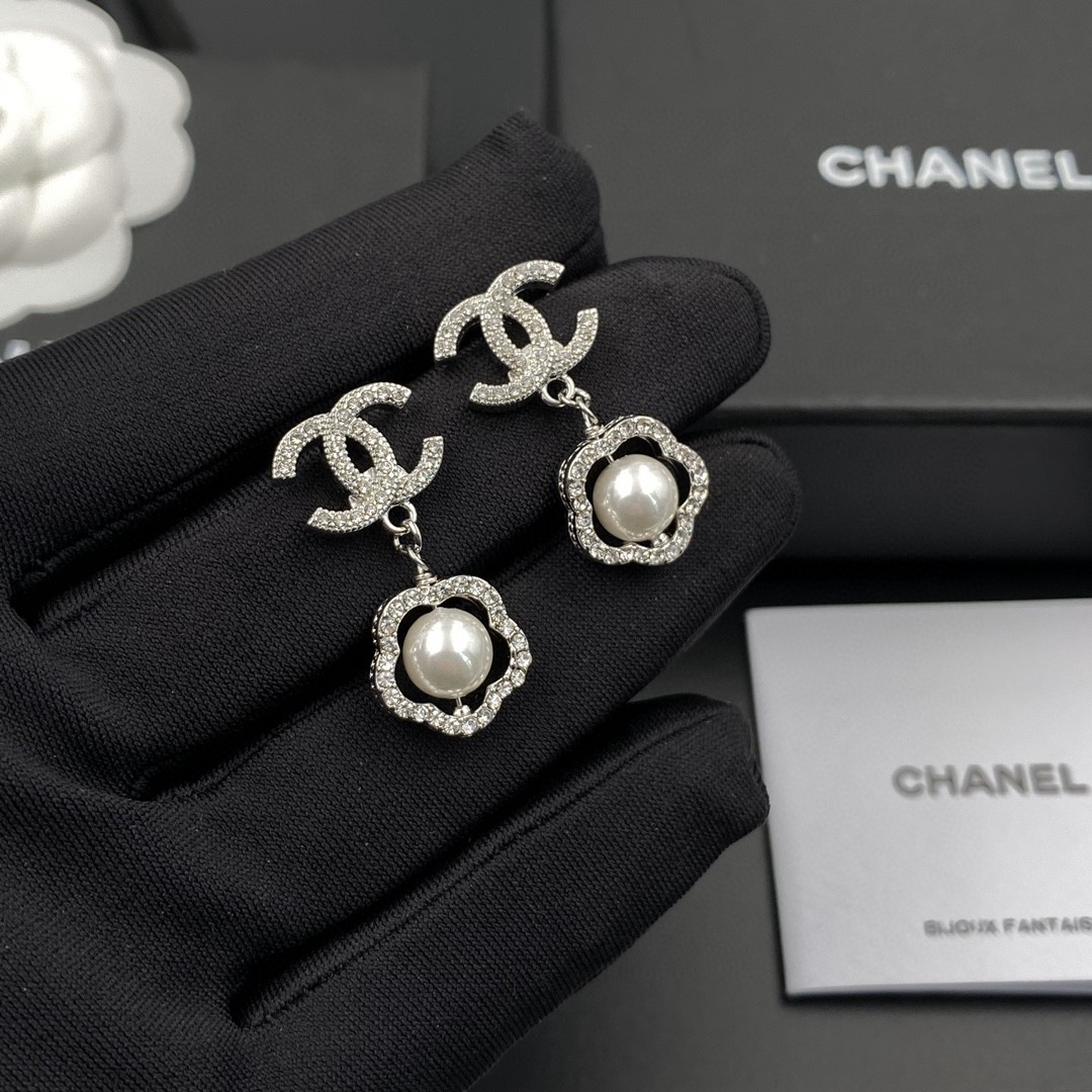 Bagsaaa Ch**el Pearl Silver Drop Earrings