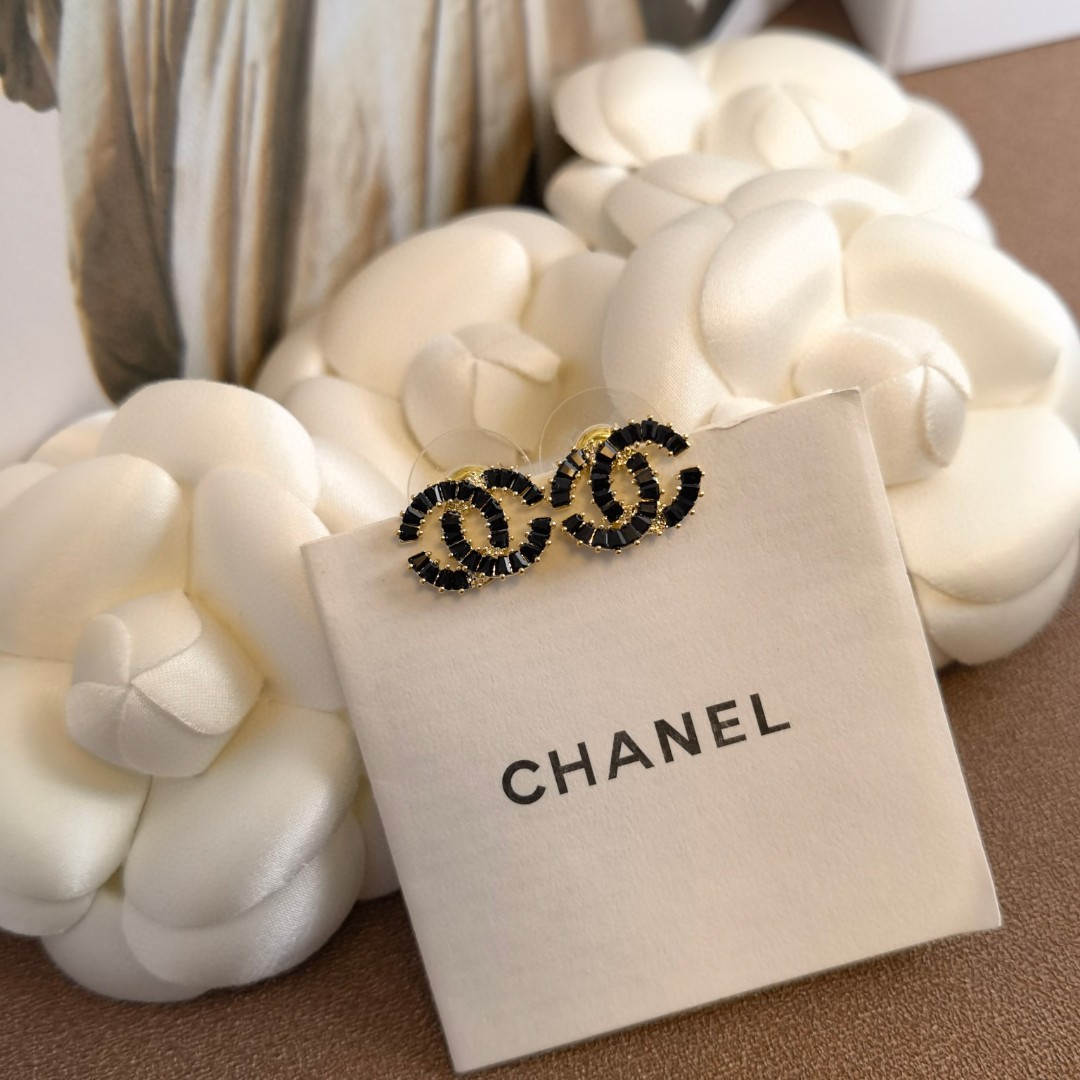 Ch**el Black CC Logo Stud Earrings
