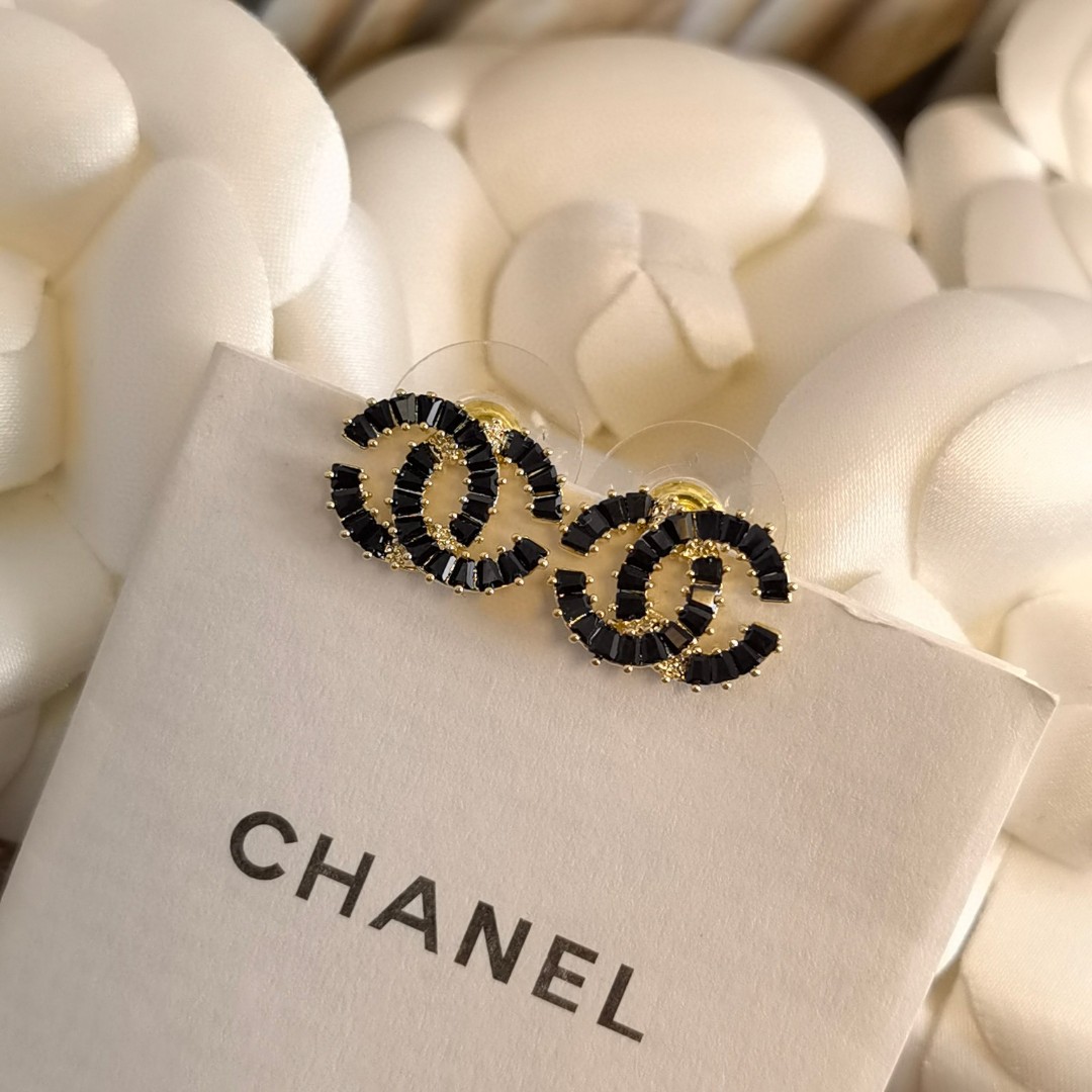 Ch**el Black CC Logo Stud Earrings