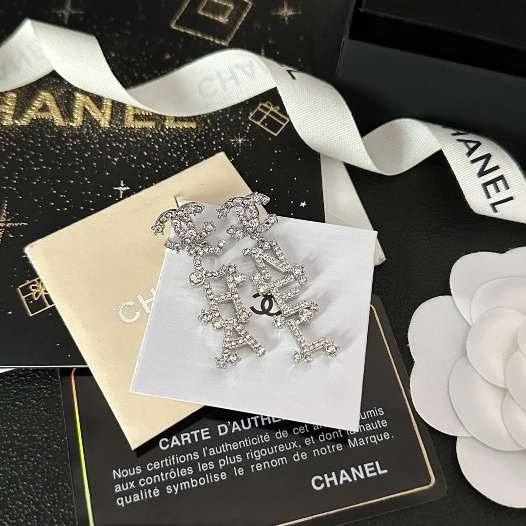 Bagsaaa Ch**el Crystal Silver Drop Earrings