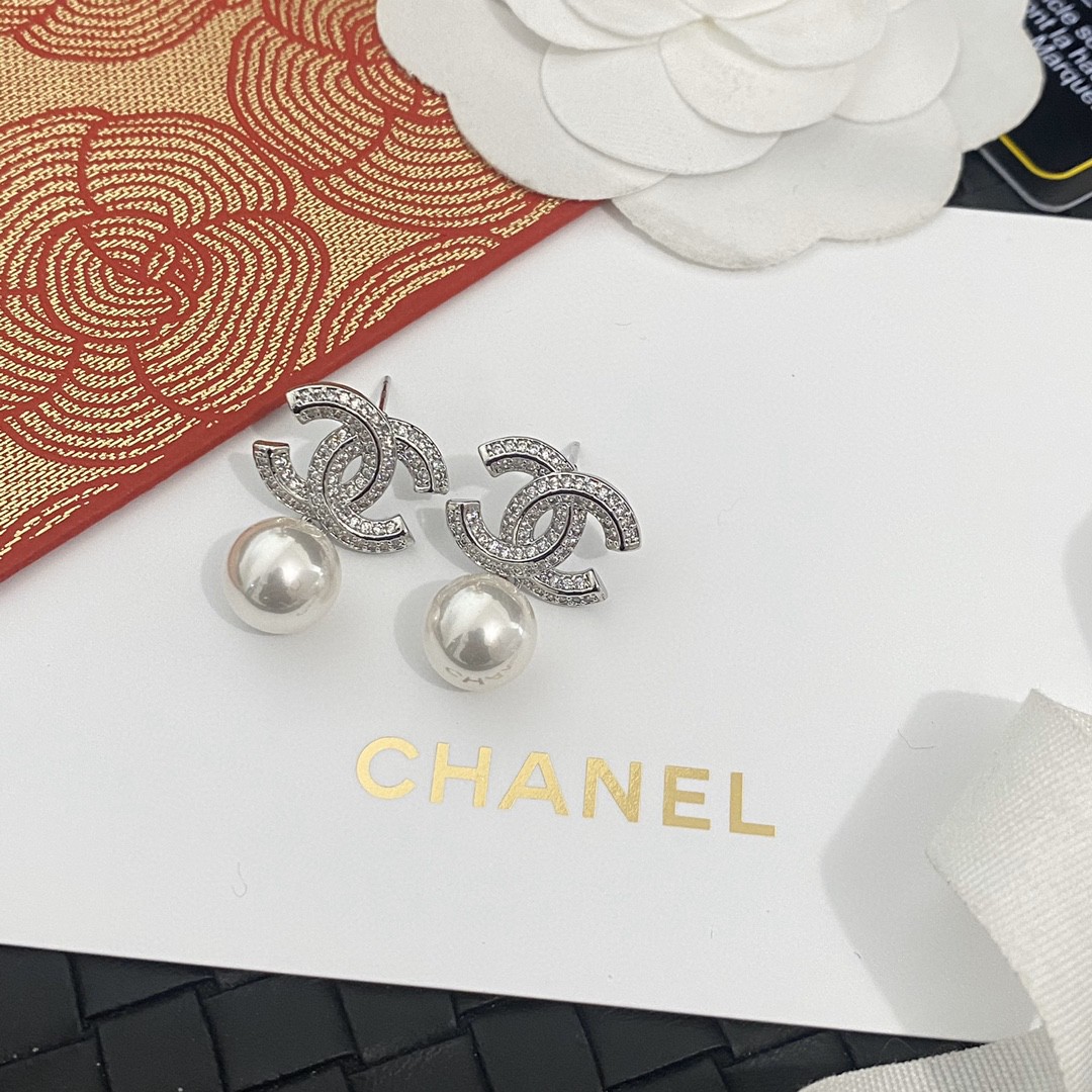Bagsaaa Ch**el Pearl Silver Drop Earrings 02