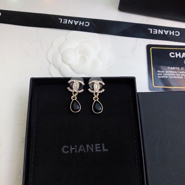 Bagsaaa Ch**el Tear Drop Black Earrings
