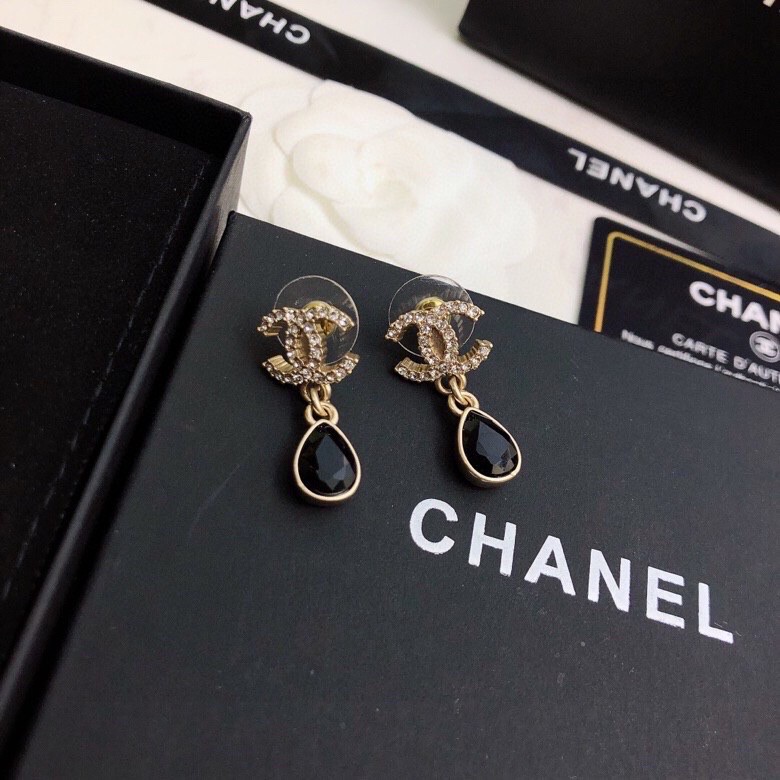 Bagsaaa Ch**el Tear Drop Black Earrings