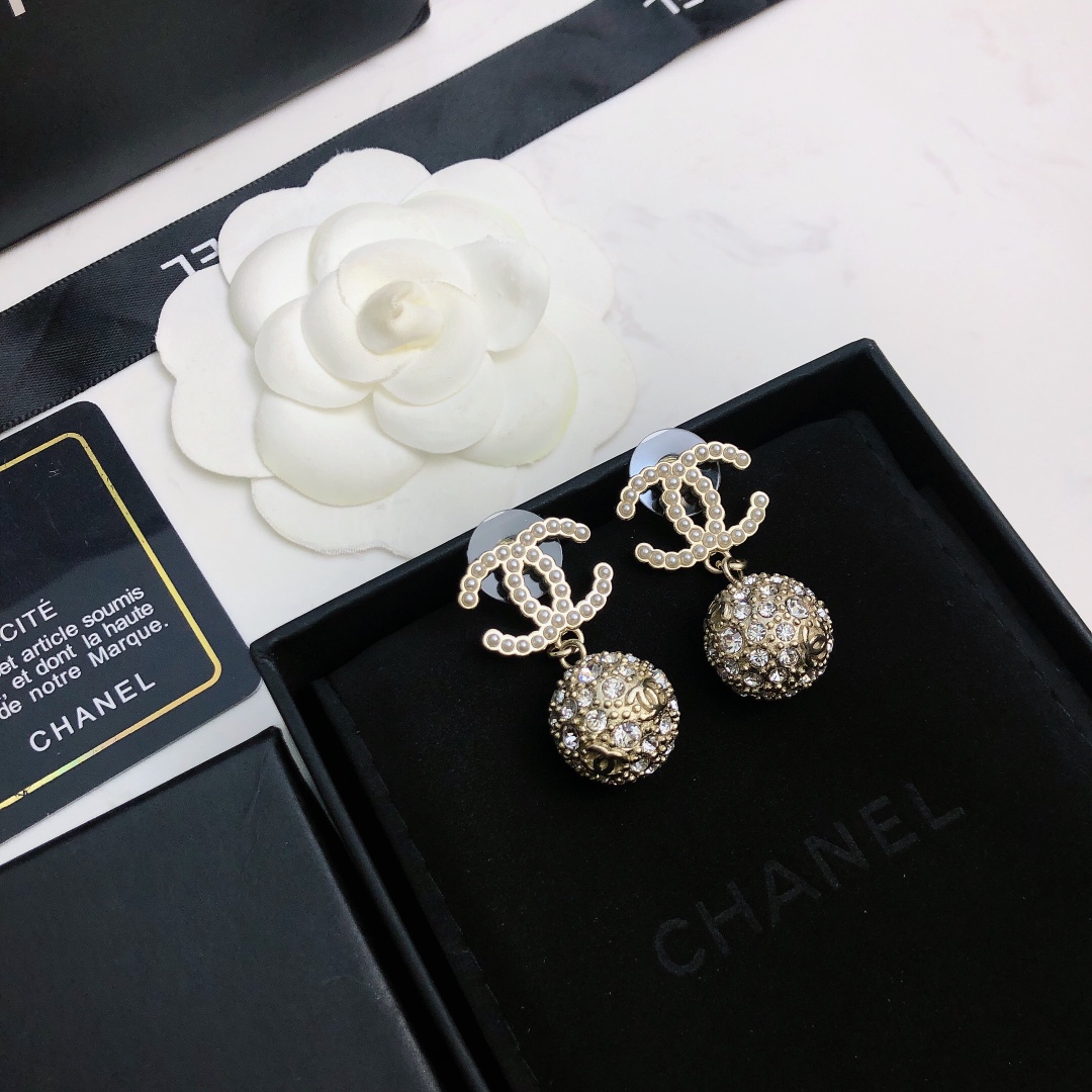 Bagsaaa Ch**el Crystal Ball Drop Earrings