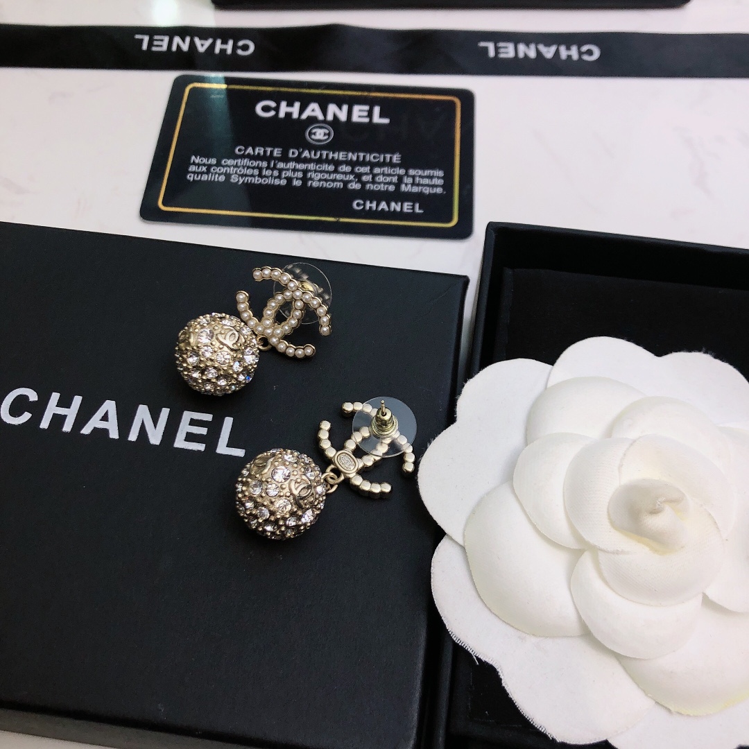 Bagsaaa Ch**el Crystal Ball Drop Earrings