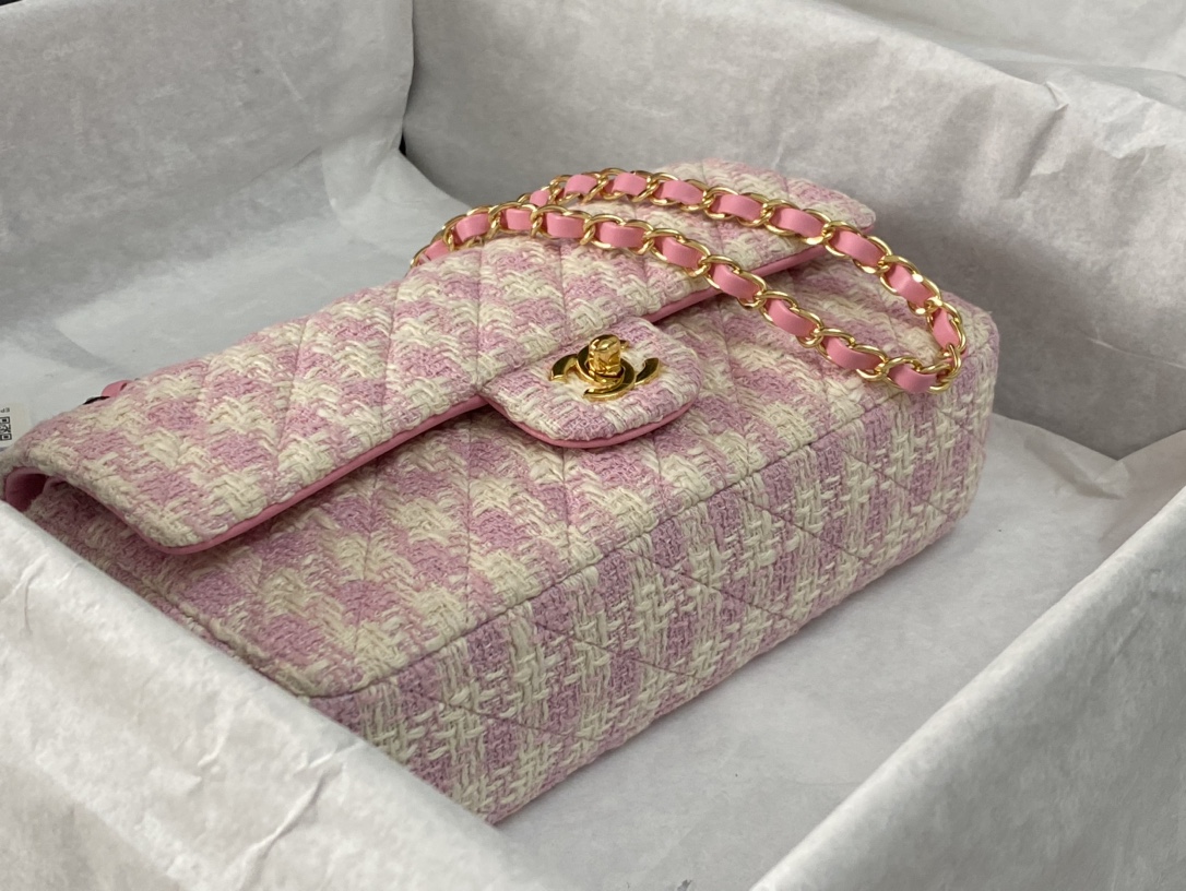 Bagsaaa Ch**el Tweed Flap Pink and Cream - 25cm