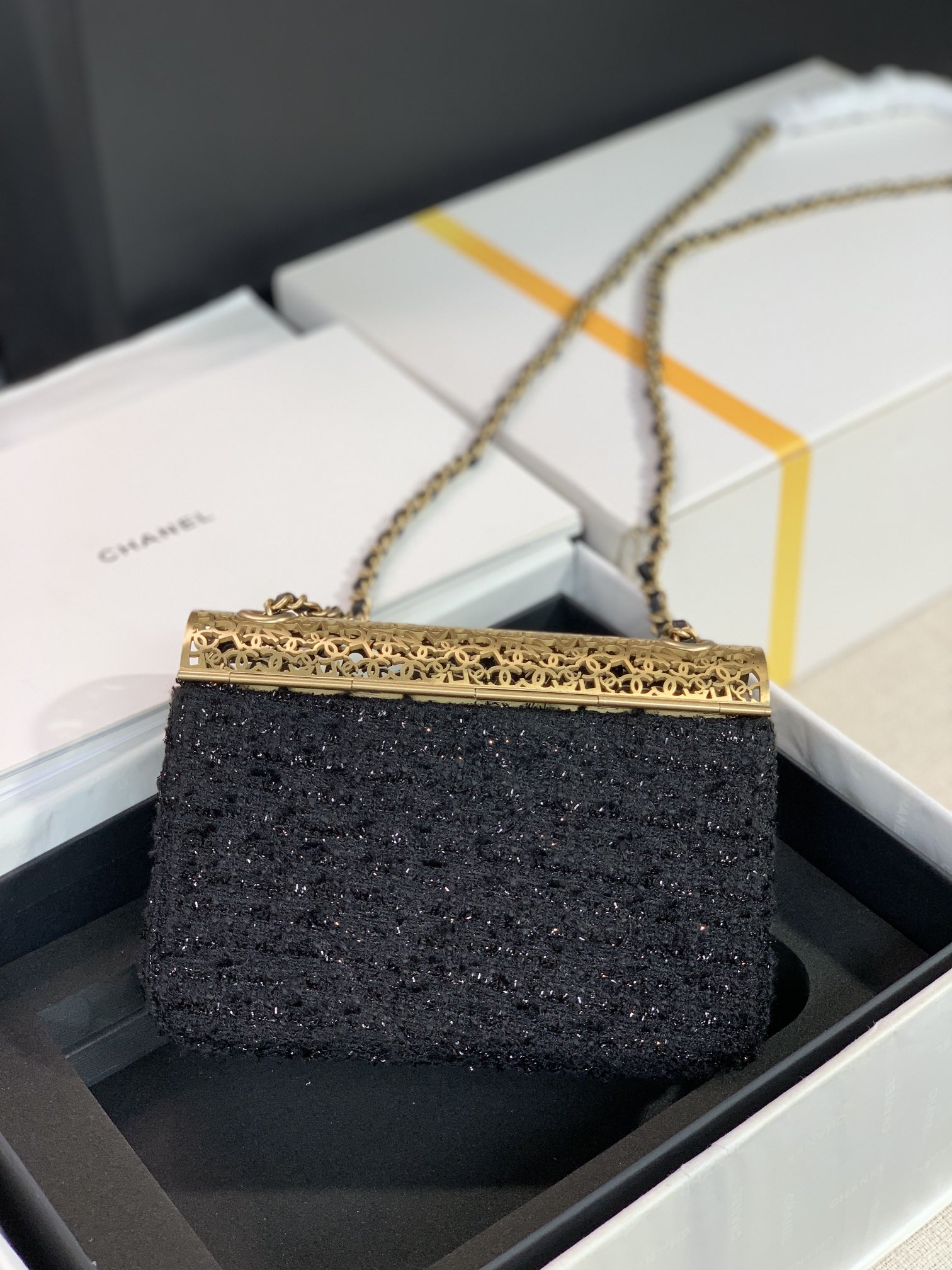 Bagsaaa Ch**el Evening Flap Bag Black Tweed and Gold - 20x13x7cm