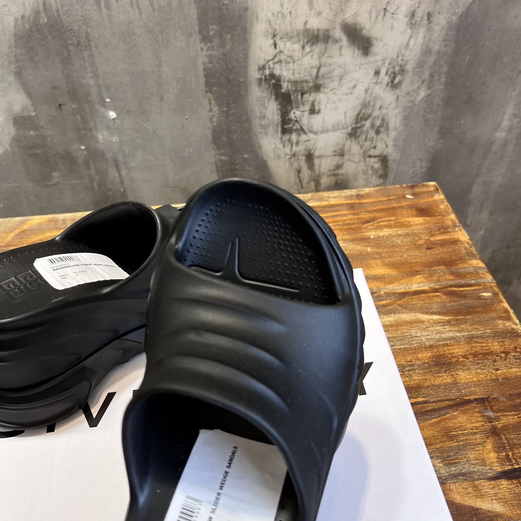 Bagsaaa Givenchy Black Marshmallow Heeled Sandals