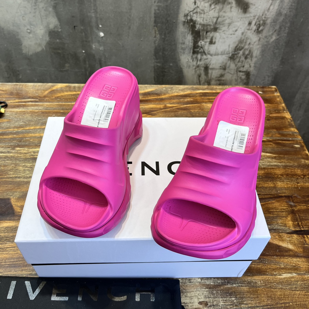 Bagsaaa Givenchy Pink Marshmallow Heeled Sandals