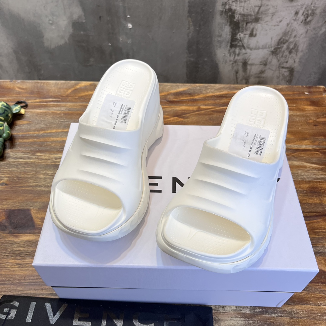 Bagsaaa Givenchy White Marshmallow Heeled Sandals
