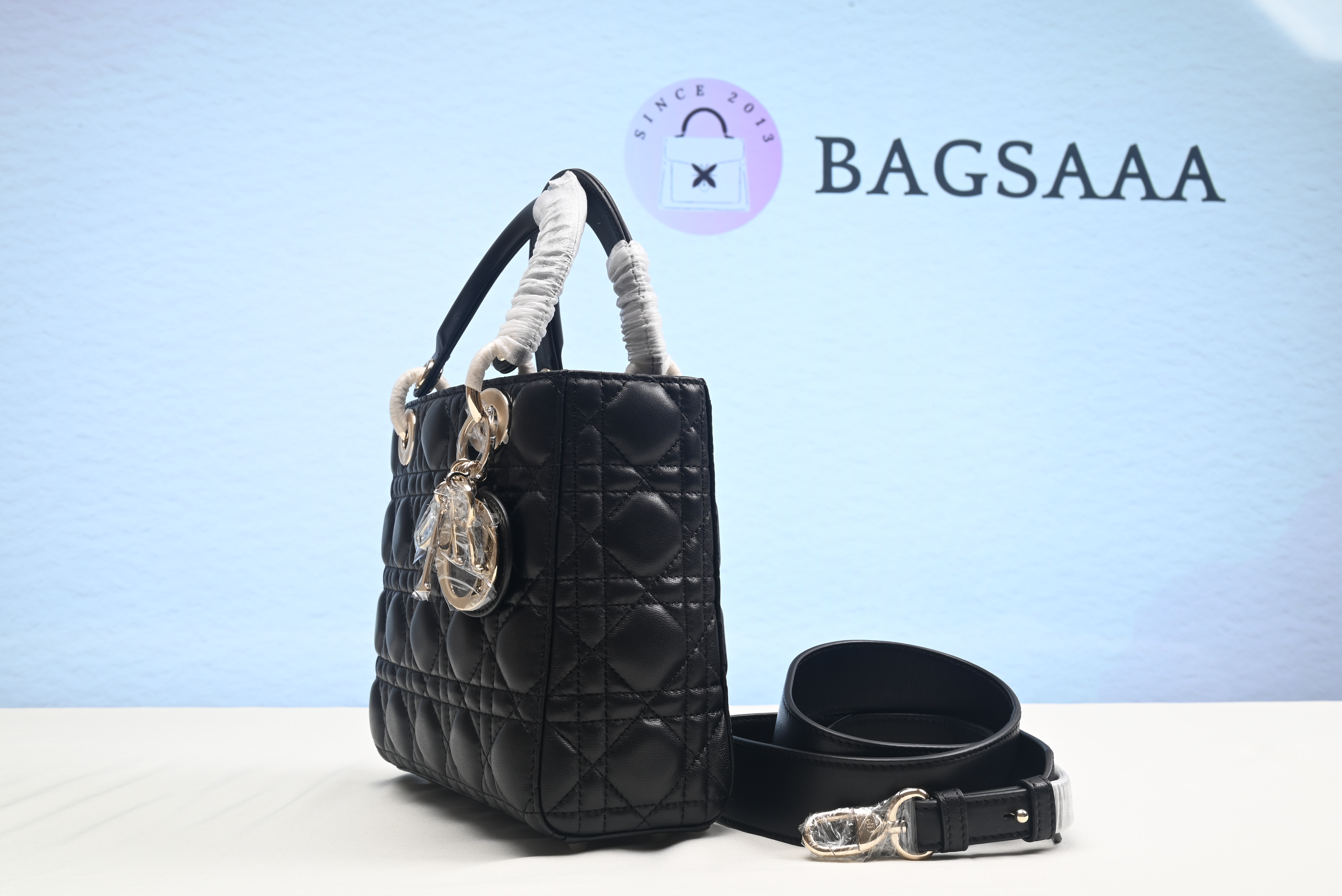 Bagsaaa D10r Small Lady Black Cannage Lambskin - 20 x 17 x 8 cm