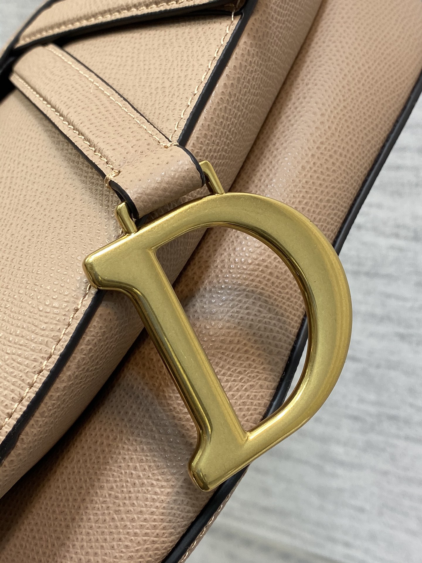 Bagsaaa D10r Saddle Nude Color - 24×6×18cm