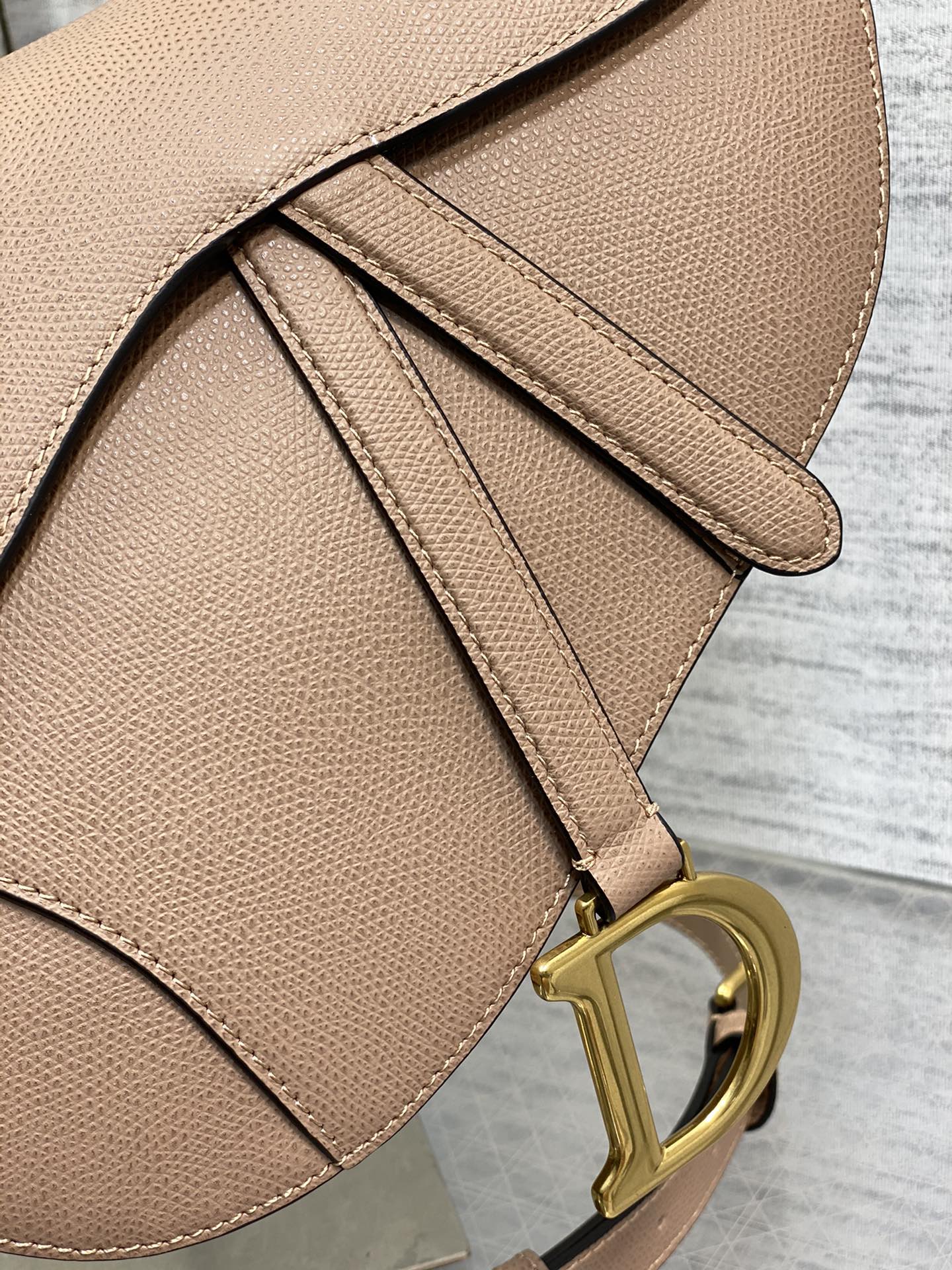 Bagsaaa D10r Saddle Nude Color - 24×6×18cm