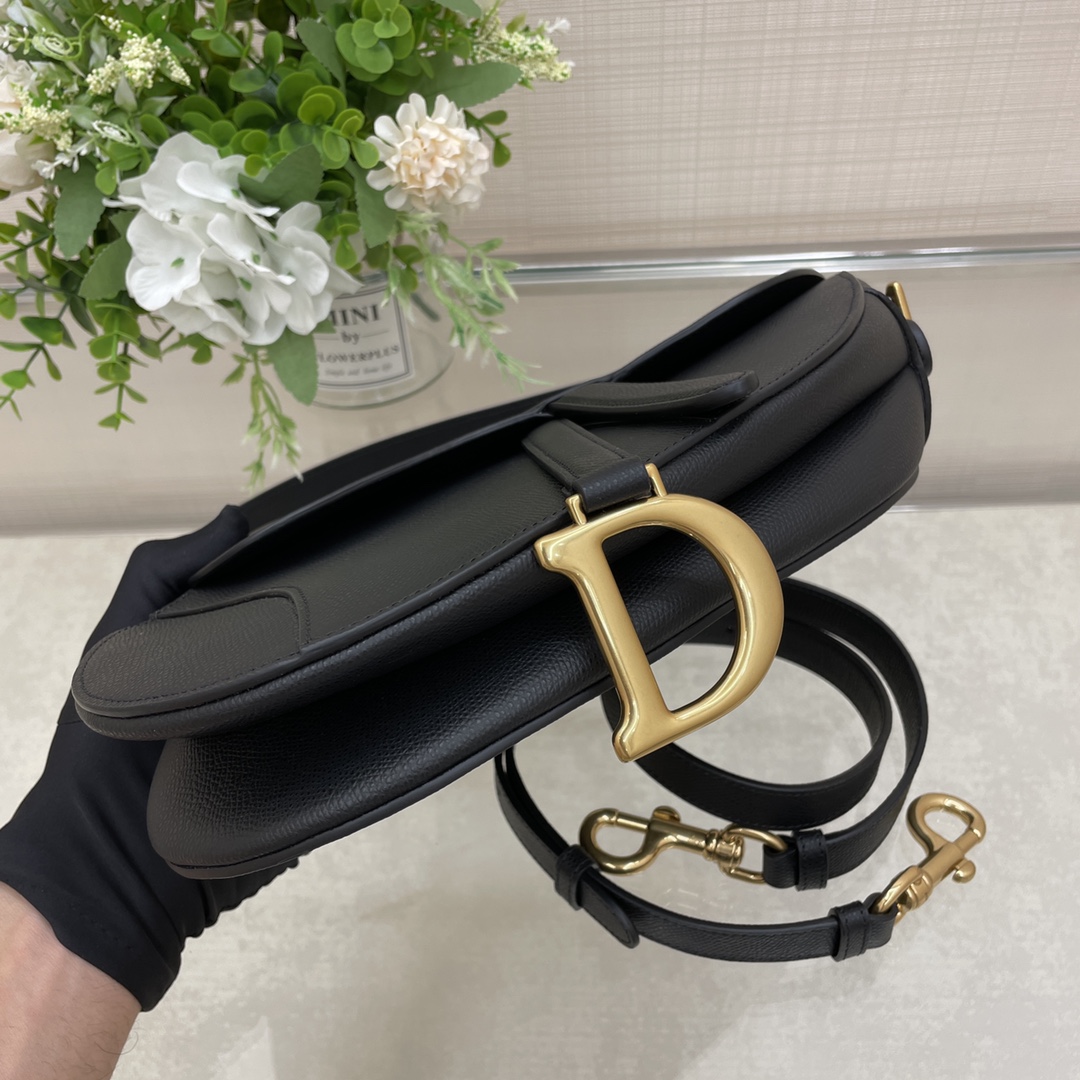 Bagsaaa D10r Saddle Black Bag - 25.5x20x6.5cm