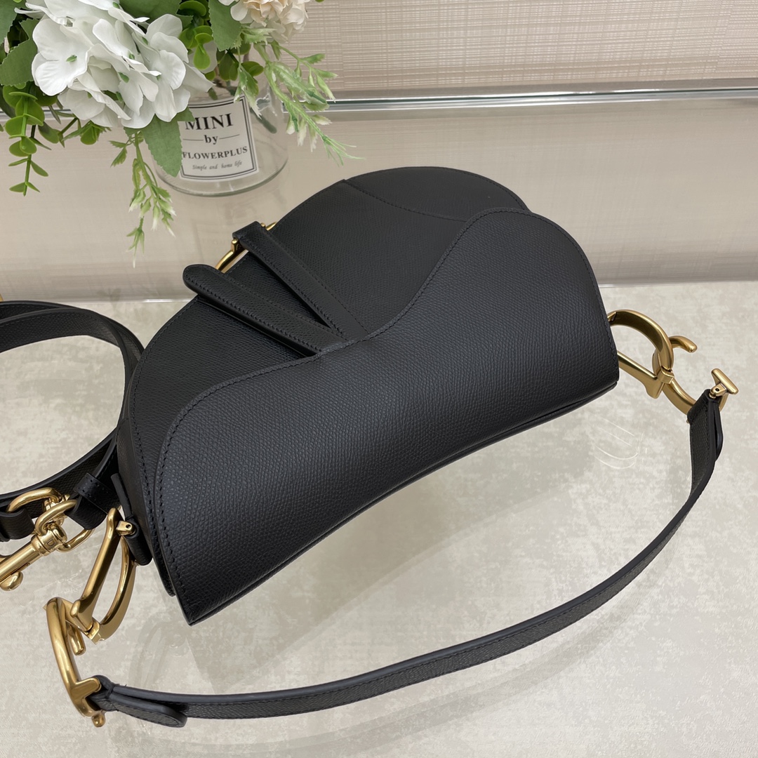 Bagsaaa D10r Saddle Black Bag - 25.5x20x6.5cm