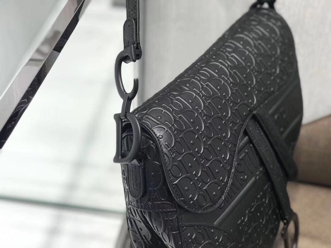 Bagsaaa D10r Saddle Black D10r Oblique Embossed Calfskin - 25.5 x 20 x 6.5 cm