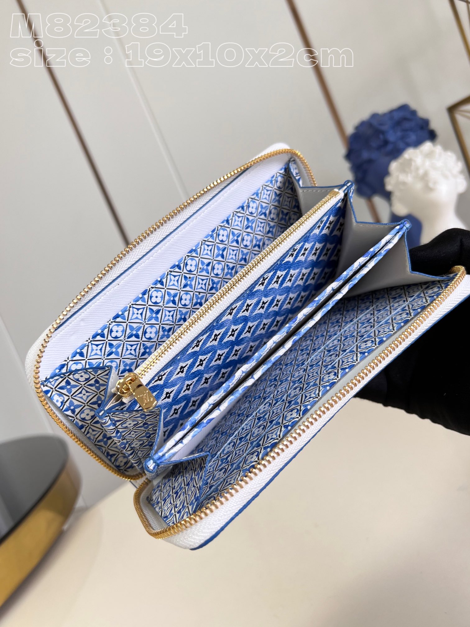 Bagsaaa L0vis Vvtt0n Zippy Wallet Blue - M82385 - 19.5 x 10.5 x 2.5 cm