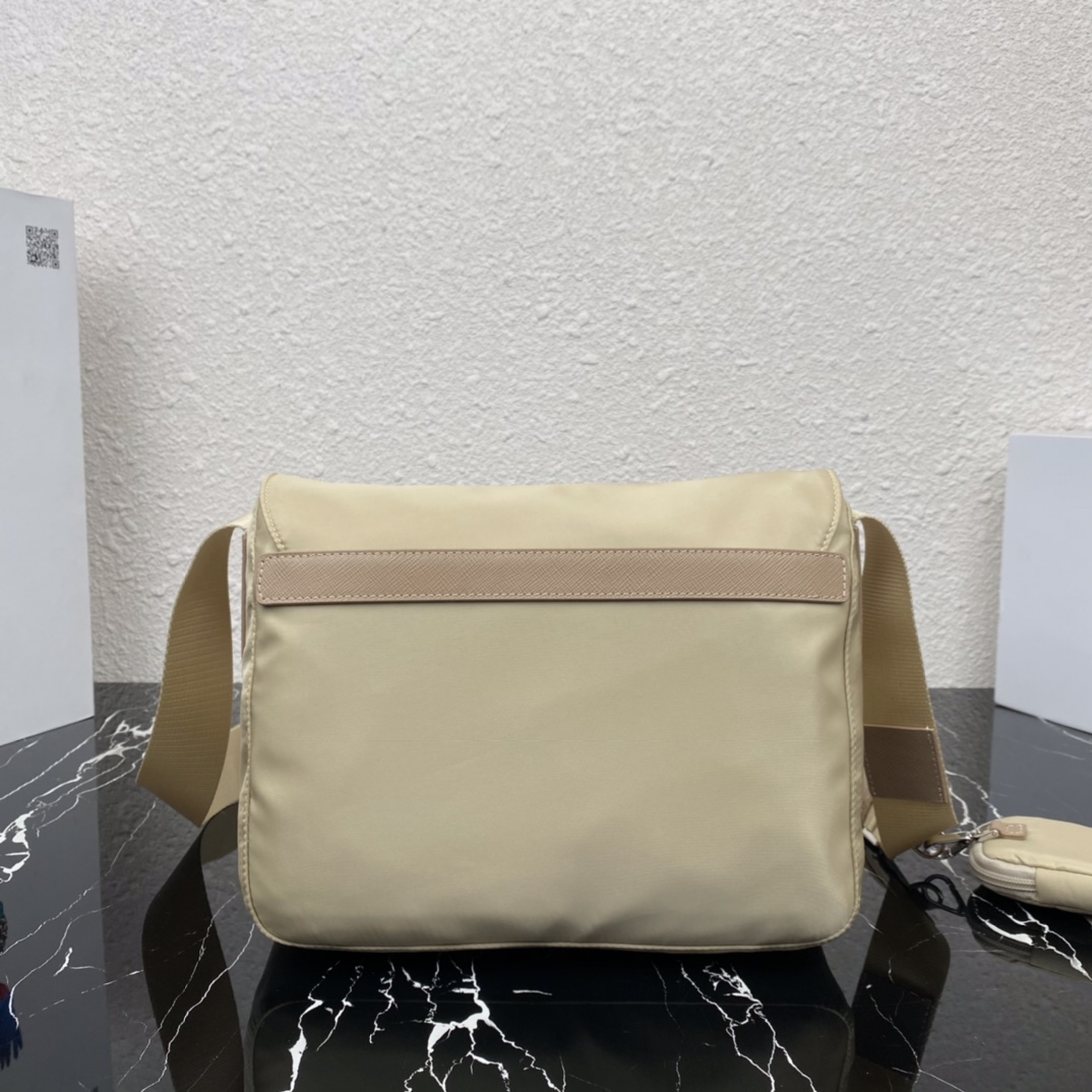 Bagsaaa Pra*a Re-Nylon beige shoulder bag - 27x20.5x12cm