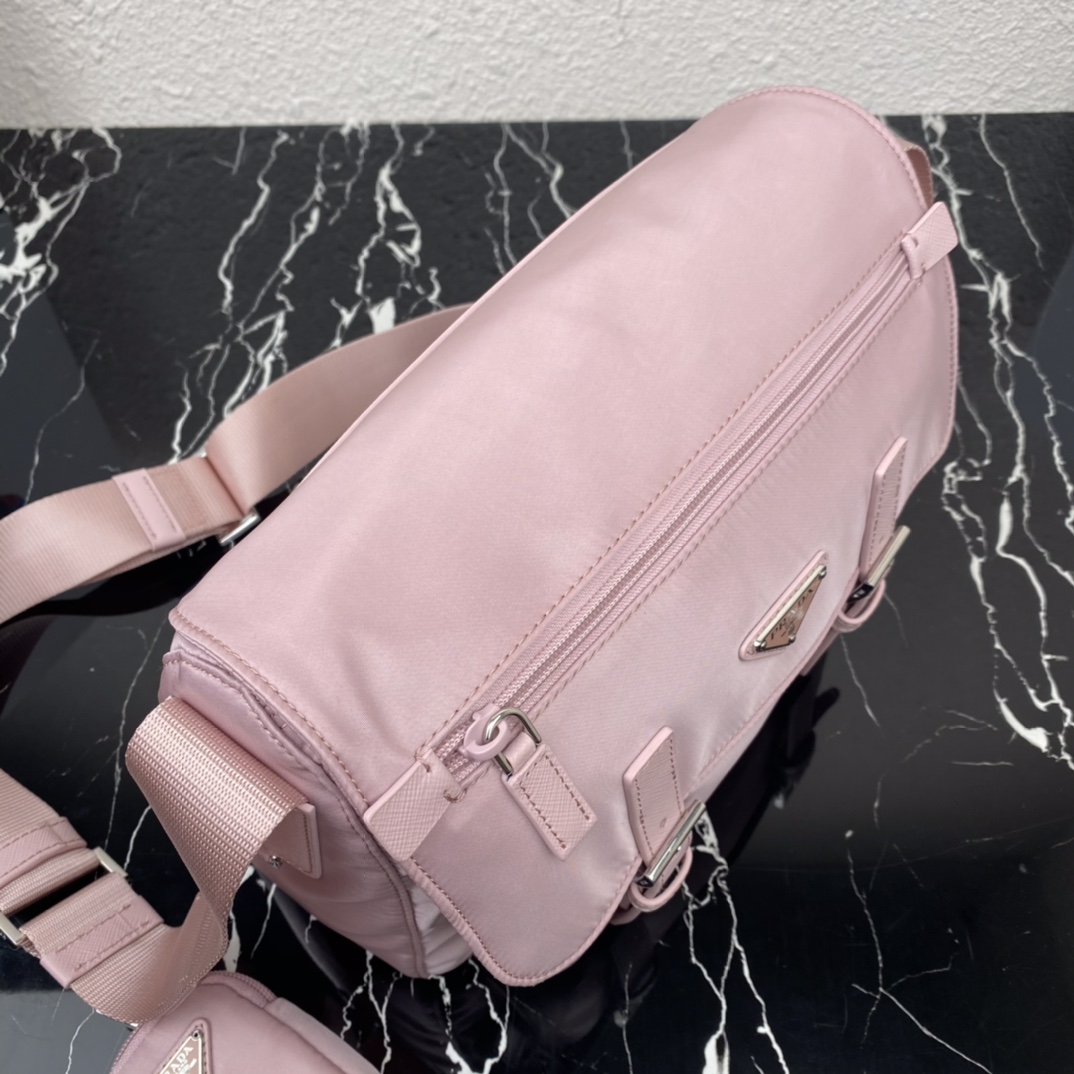 Bagsaaa Pra*a Re-Nylon pink shoulder bag - 27x20.5x12cm