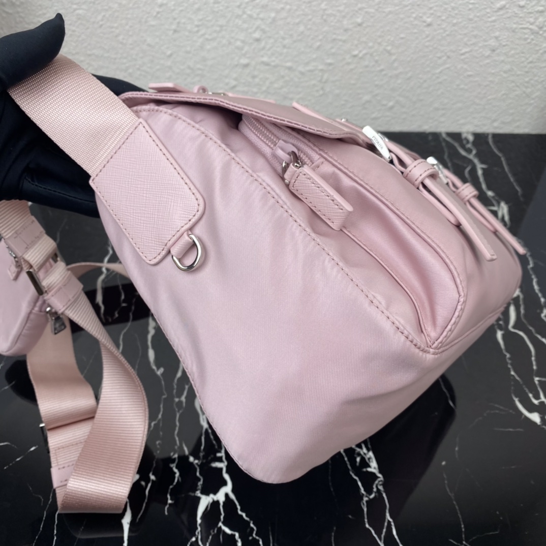 Bagsaaa Pra*a Re-Nylon pink shoulder bag - 27x20.5x12cm