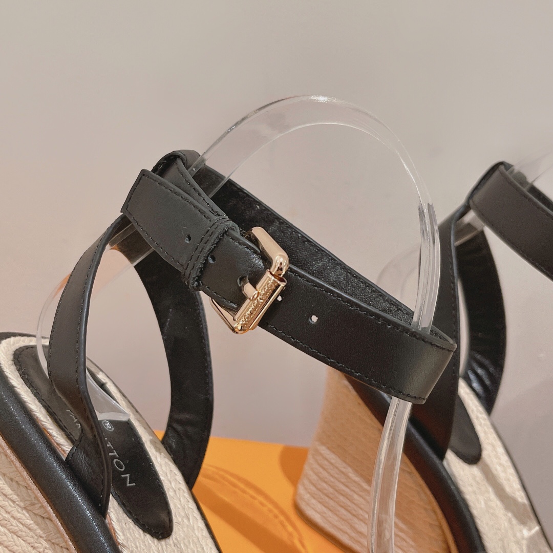 Bagsaaa L0vis Vvtt0n Black Wedge