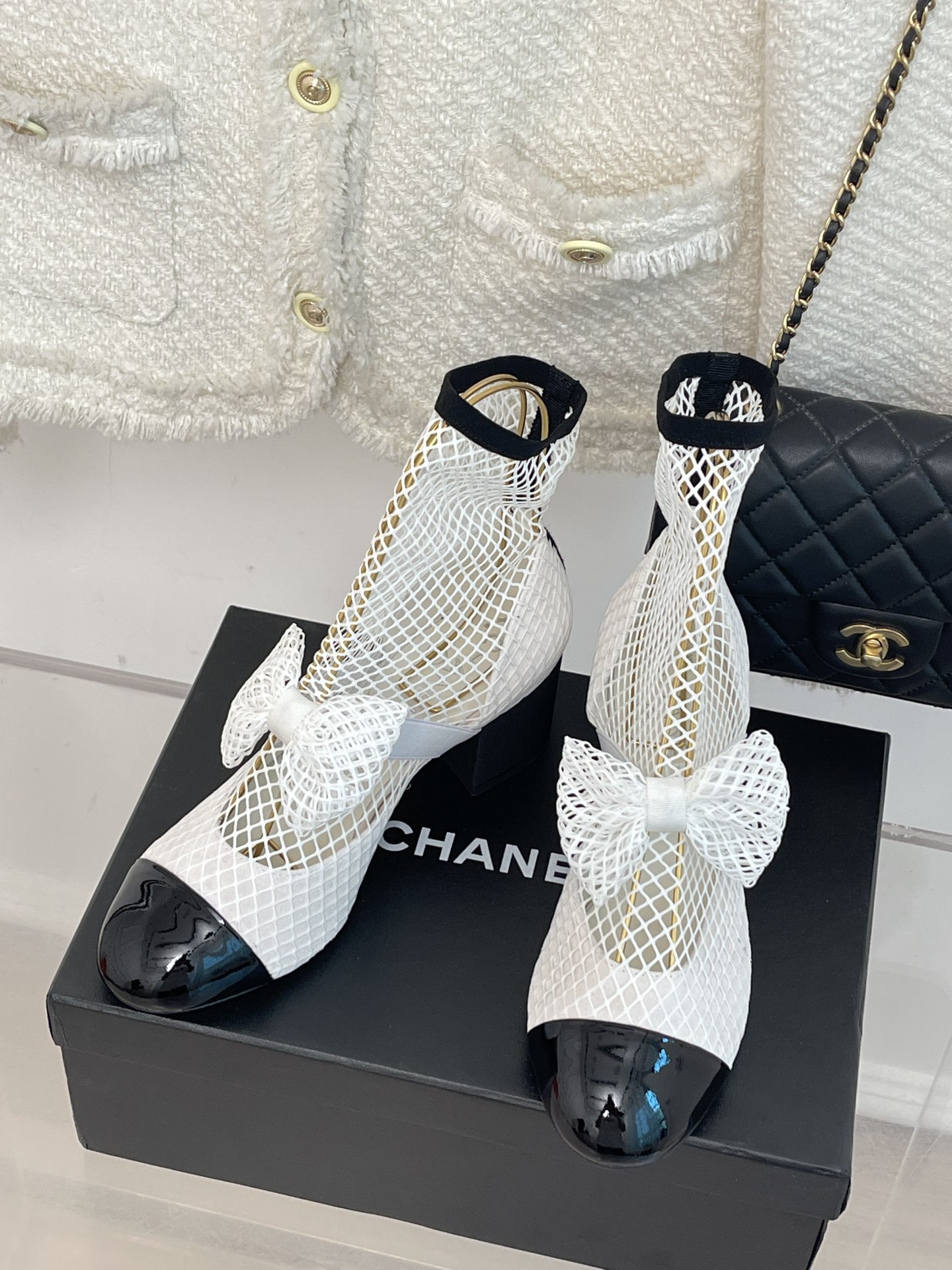 Bagsaaa Ch**el Mary Janes Resille, Kid Suede & Patent Calfskin White & Black