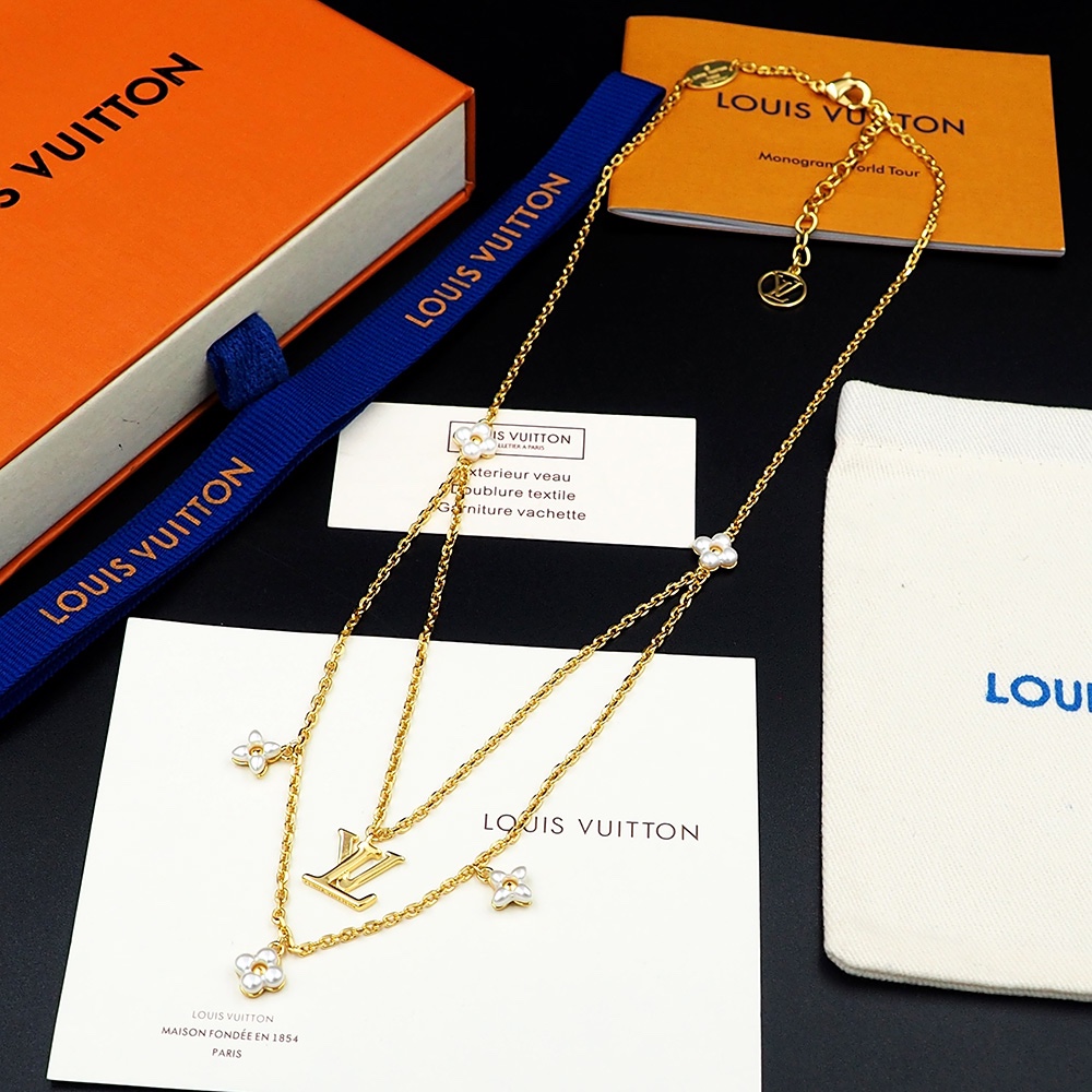 Bagsaaa L0vis Vvtt0n Floragram Necklace