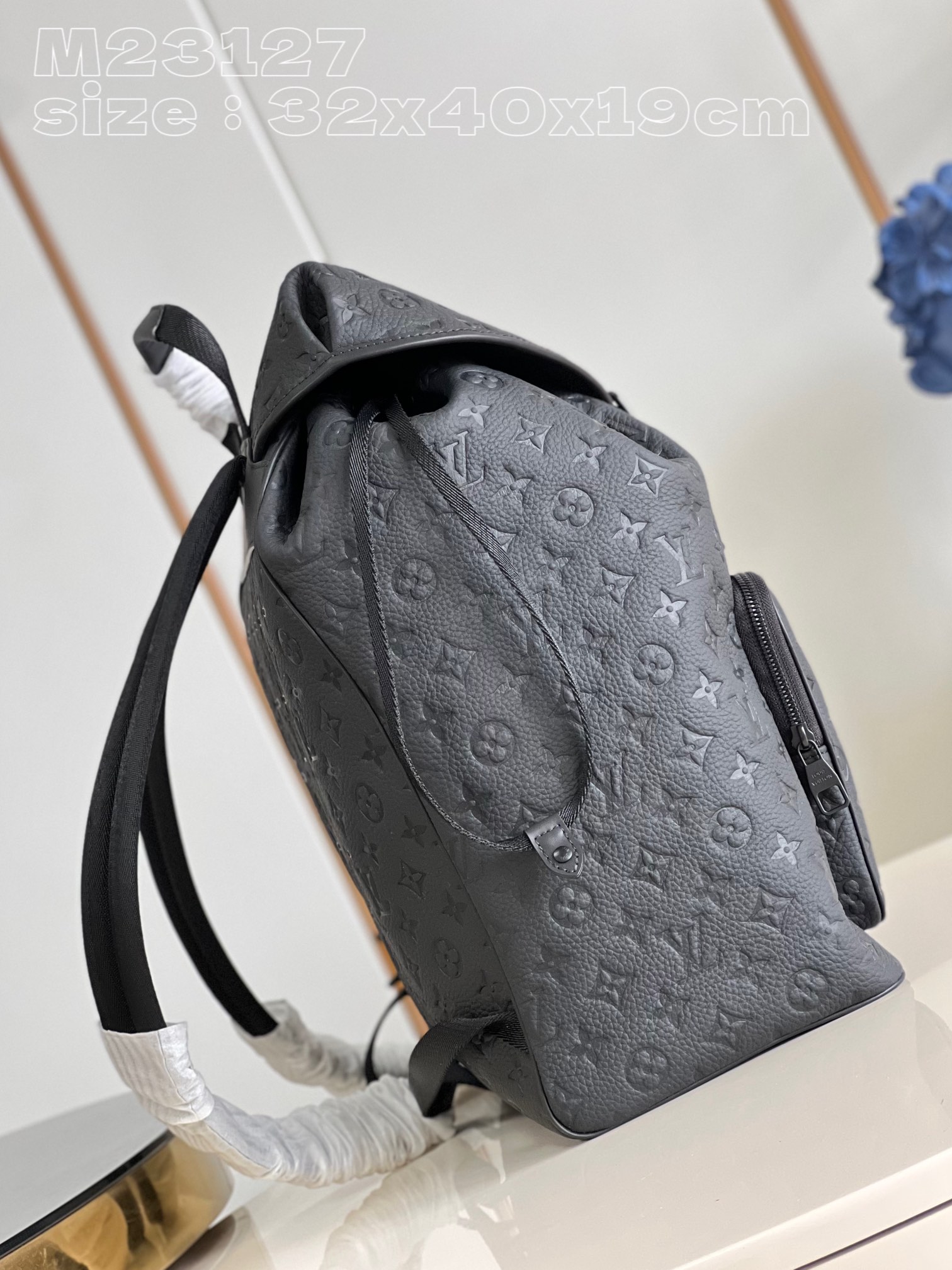 Bagsaaa L0vis Vvtt0n Montsouris Taurillon Monogram - 32 x 40 x 19 cm