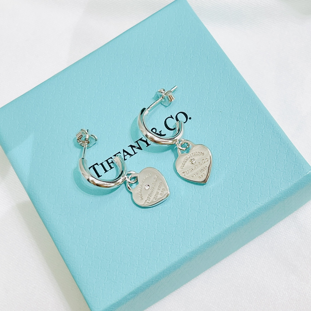 Bagsaaa T*f*ny&Co Heart Silver Earrings