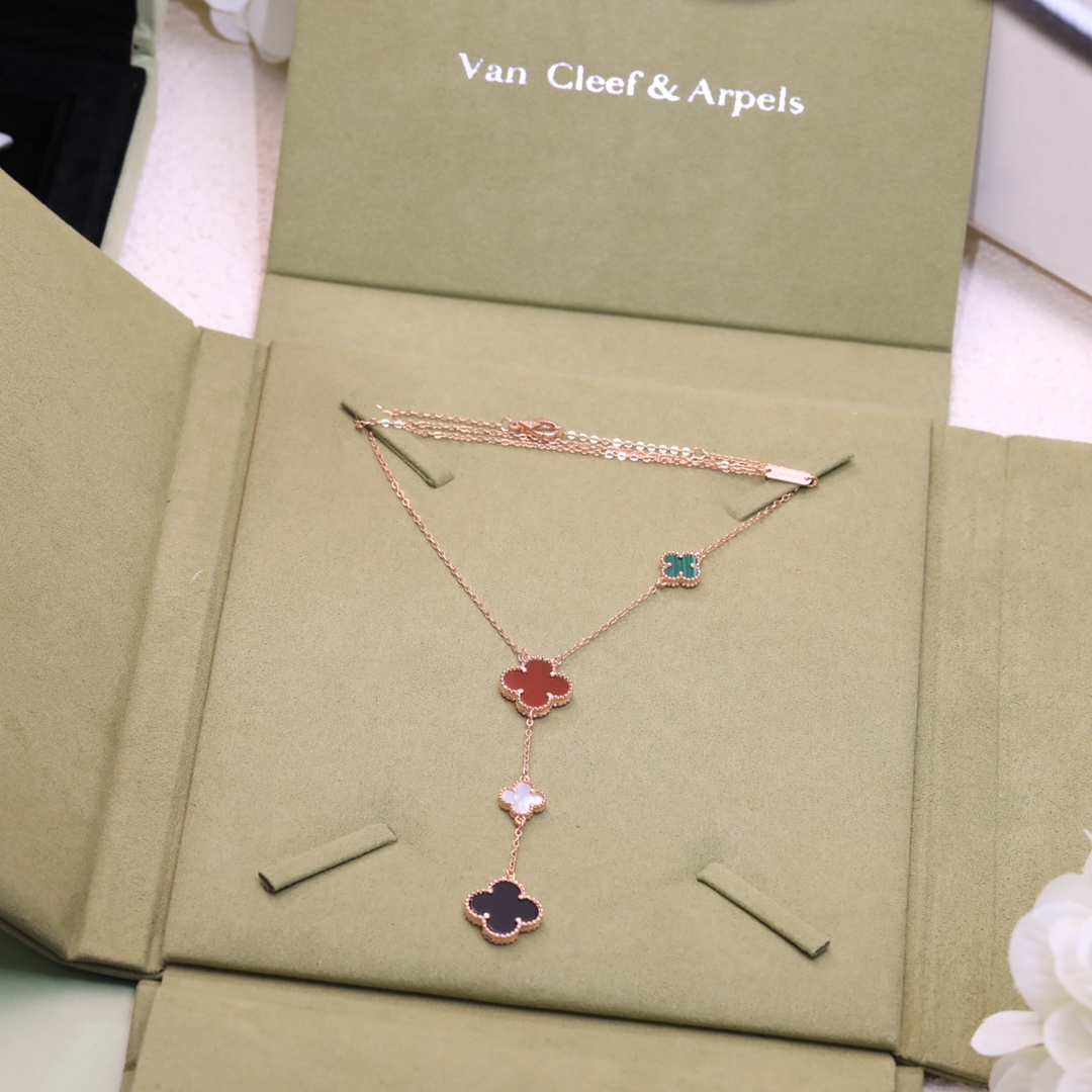 Bagsaaa V*n Cl**f & Arp*1s Alhambra Neckalce 5 motif