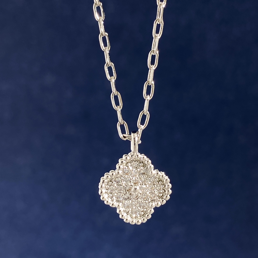 Bagsaaa V*n Cl**f & Arp*1s Necklace