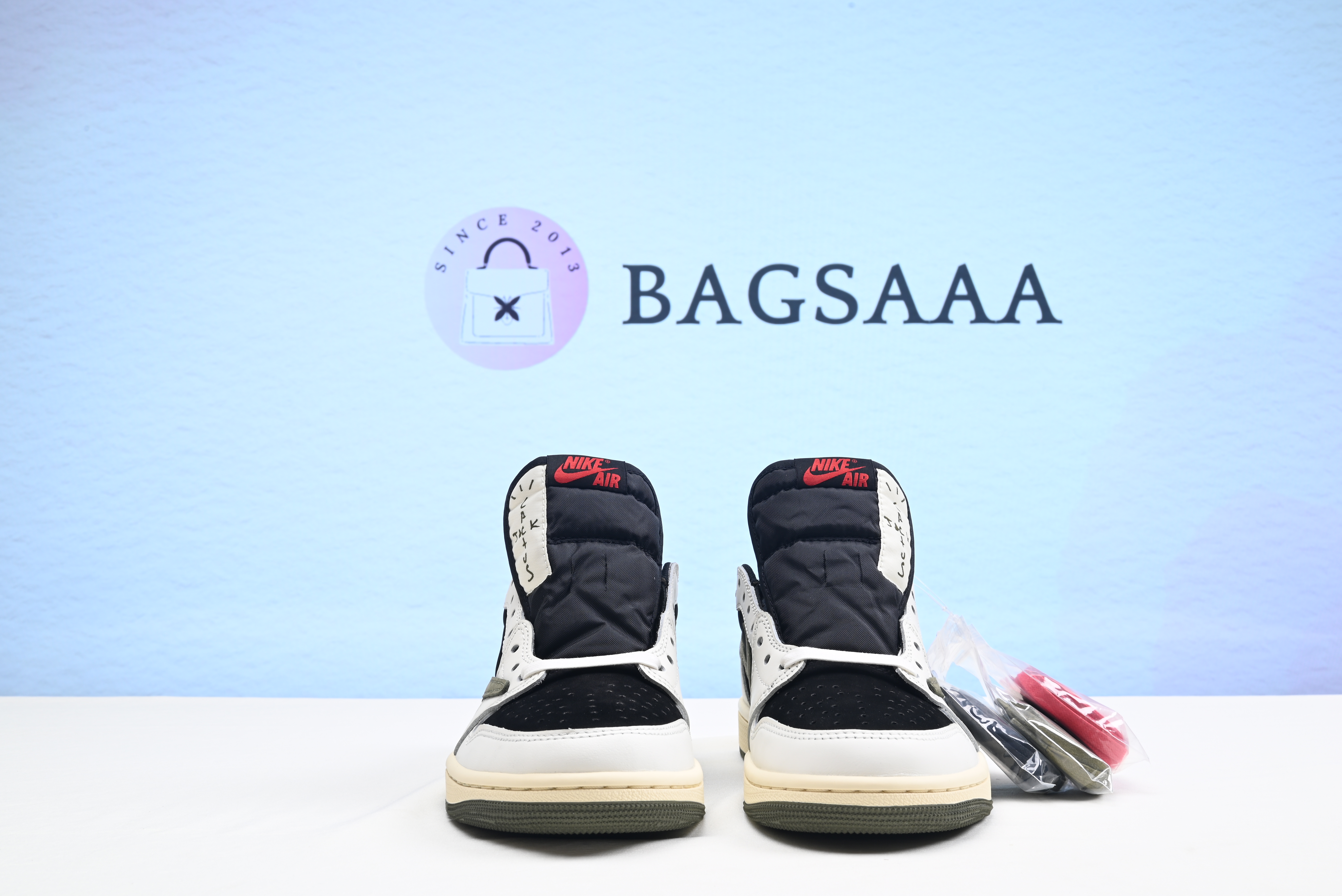 Bagsaaa Nike Air Jordan 1 Low Olive