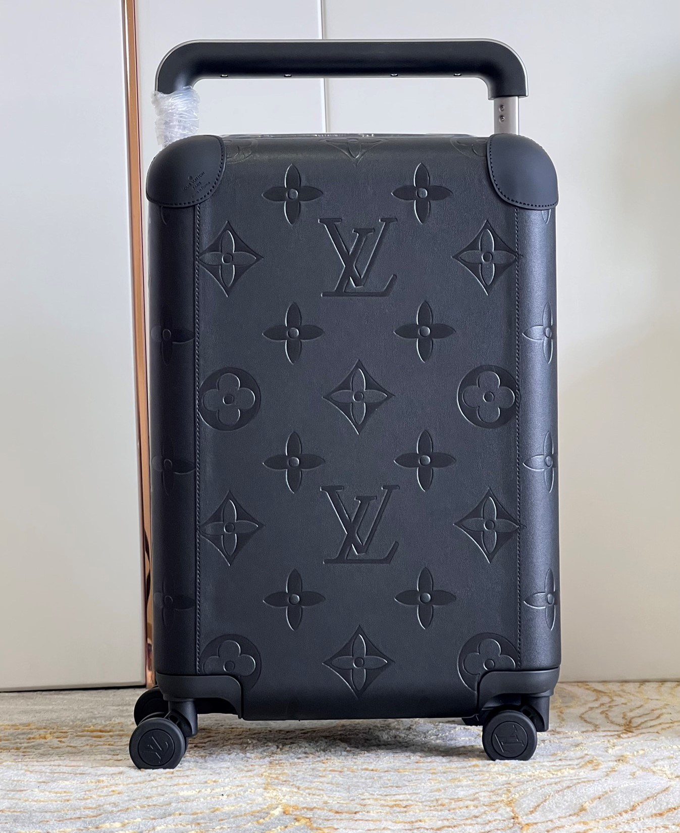 Bagsaaa L0vis Vvtt0n Horizon 55 Black Monogram Empreinte Giant leather - M46115 - 38 x 55 x 21cm