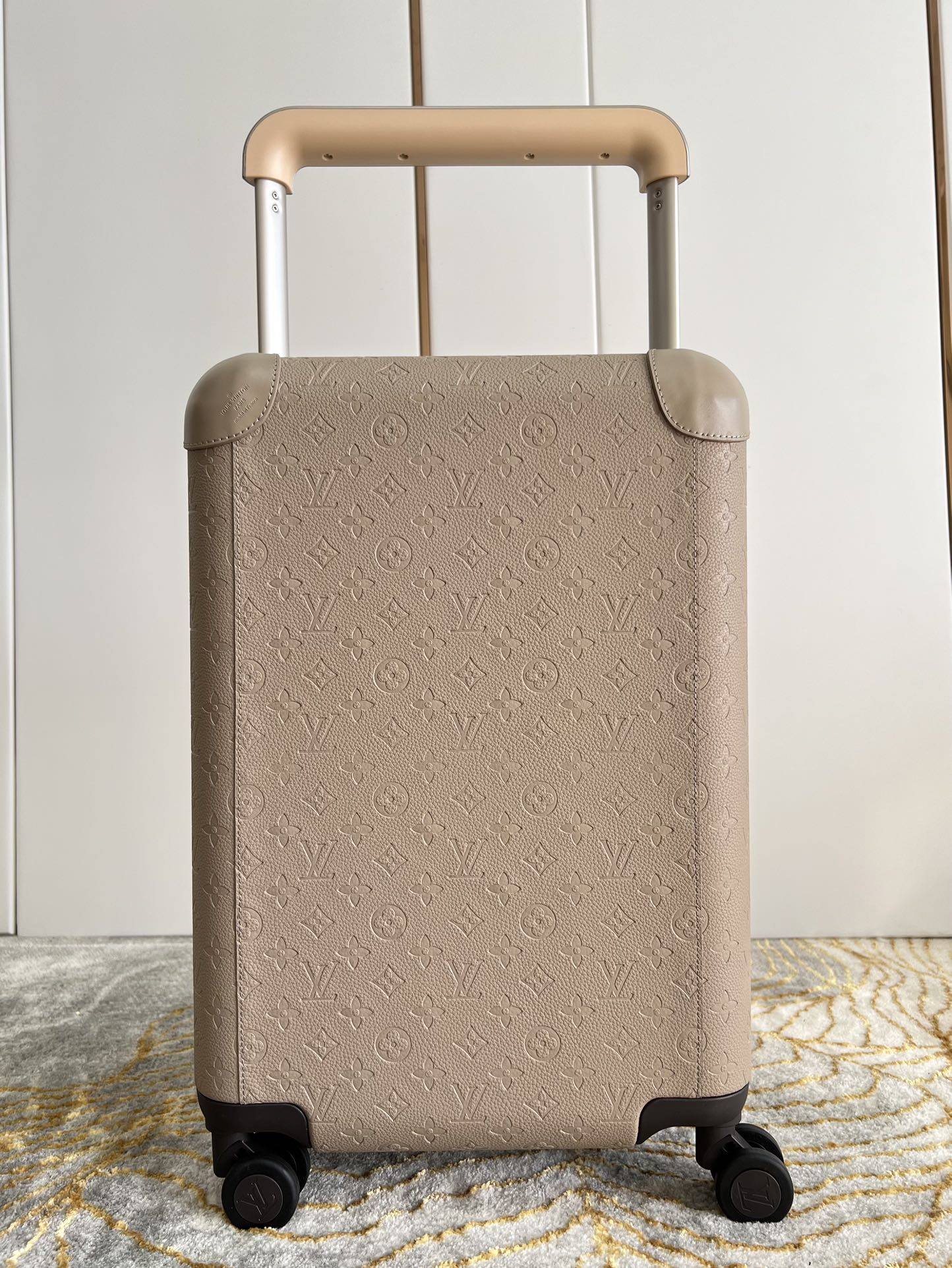 Bagsaaa L0vis Vvtt0n Horizon 55 Taurillon Monogram leather