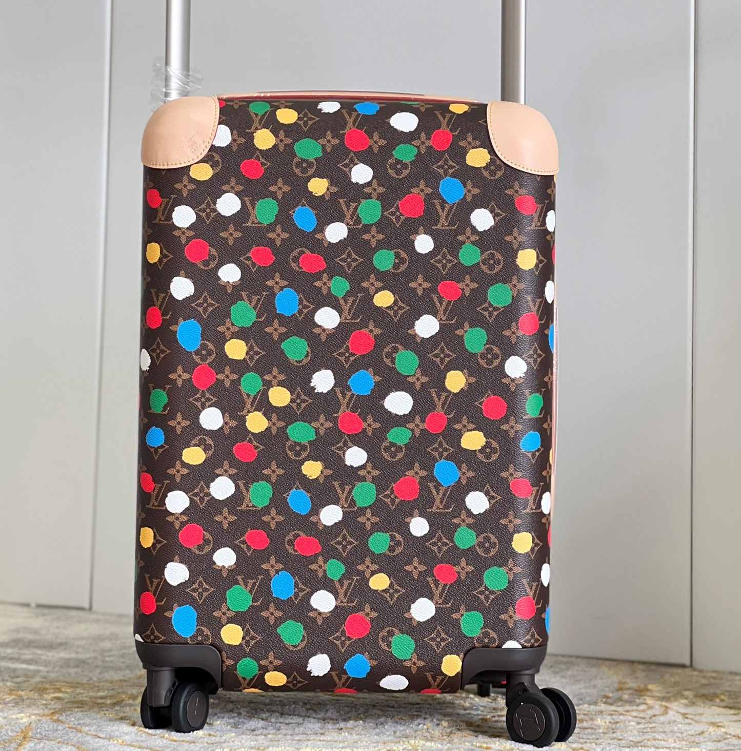 Bagsaaa L0vis Vvtt0n LV x YK Horizon 55 Monogram canvas 3D Painted Dots Rolling Luggage - M10118