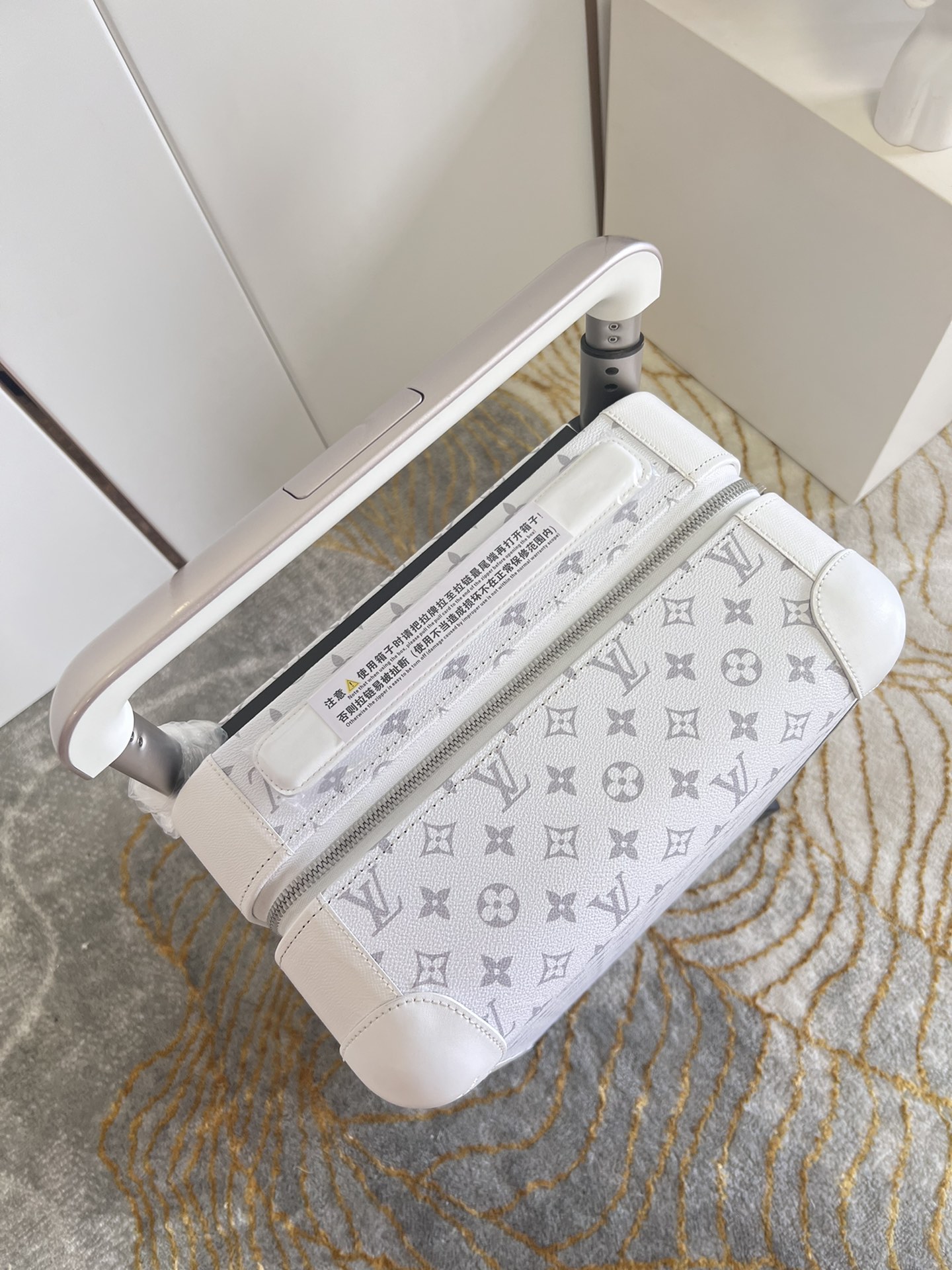 Bagsaaa L0vis Vvtt0n Rolling Luggage Horizon 55 White Monogram