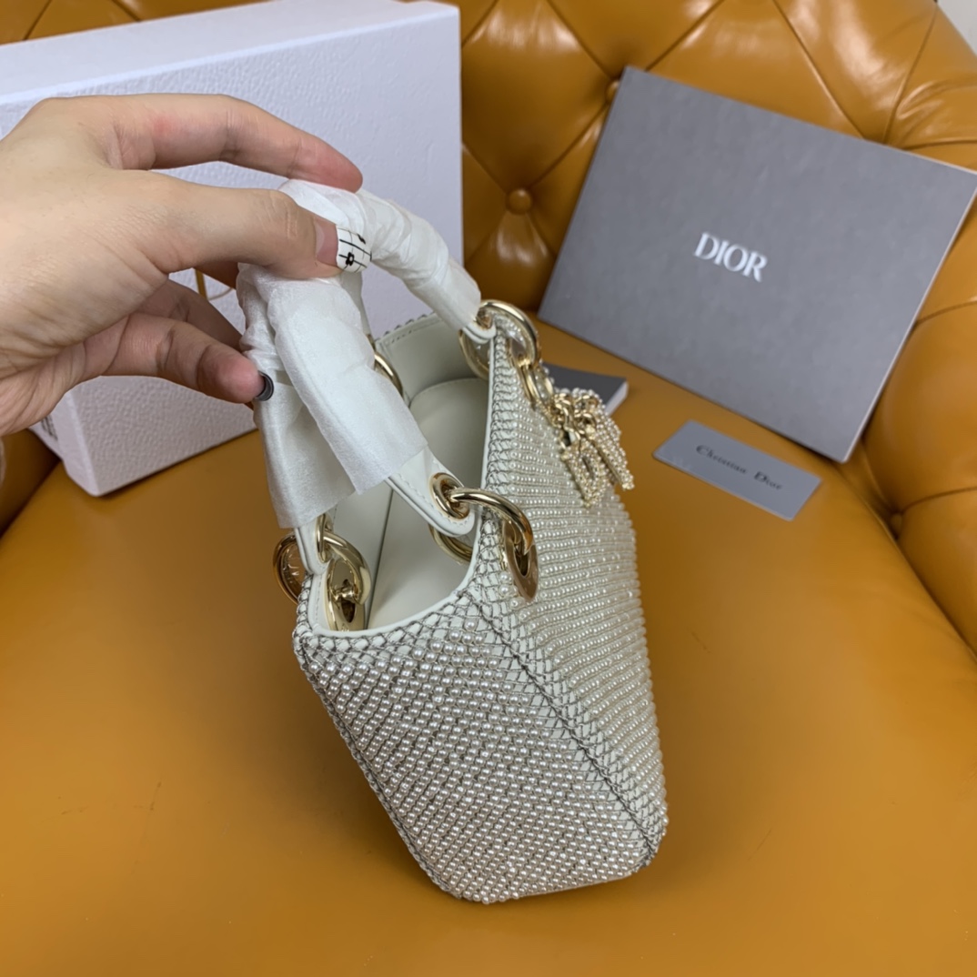 Bagsaaa D10r Mini Lady White Resin Pearl - 17cm
