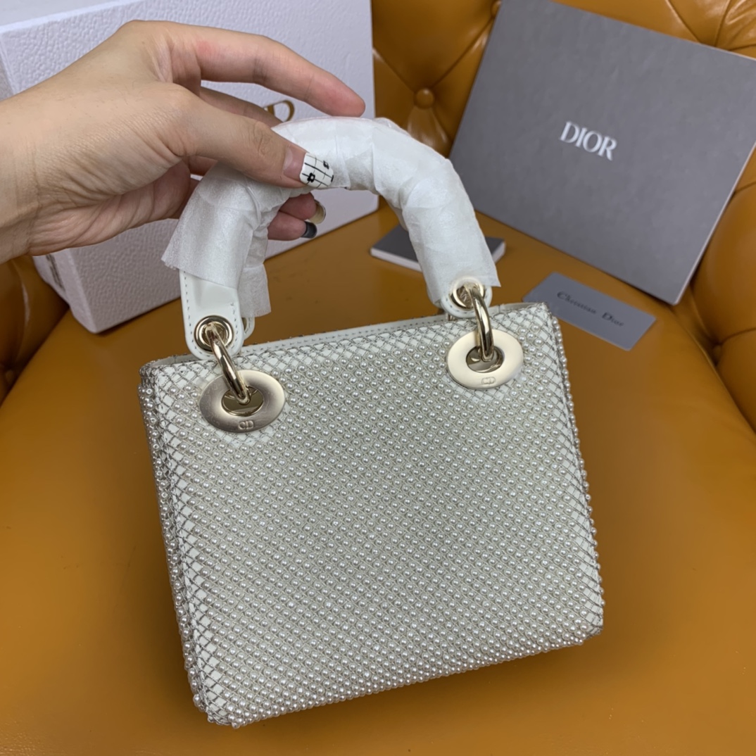 Bagsaaa D10r Mini Lady White Resin Pearl - 17cm