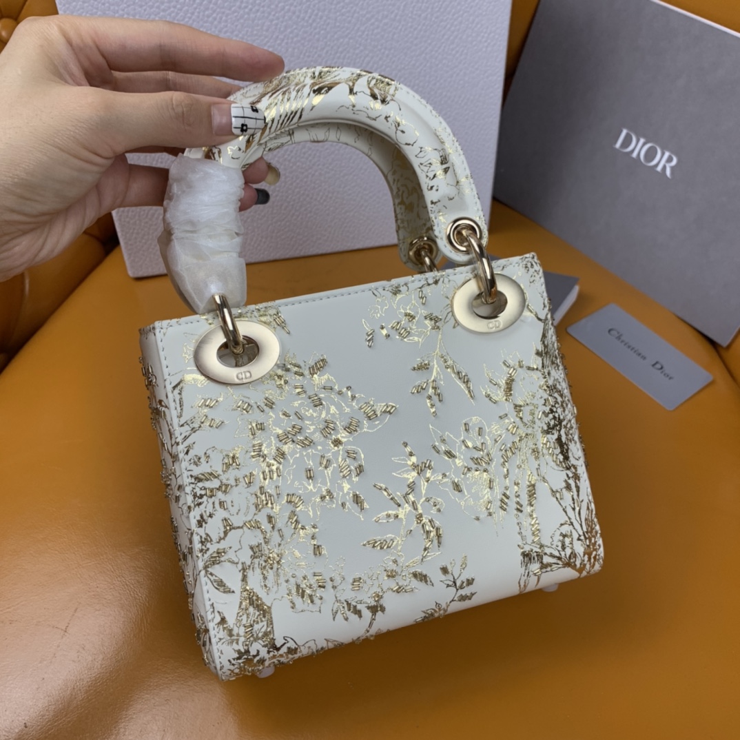 Bagsaaa D10r Mini Lady White Metallic Pattern