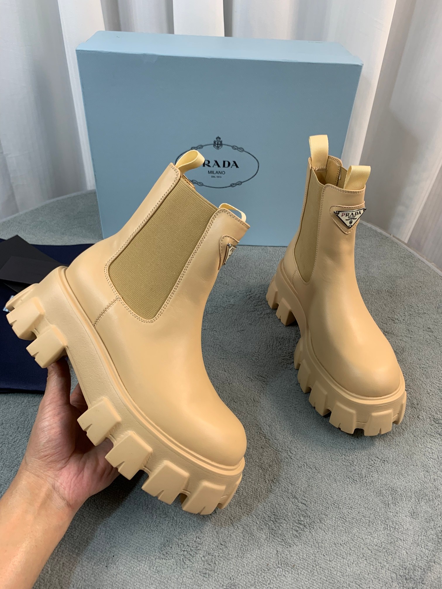Bagsaaa Pra*a Monolith brushed leather boots Pra*a Logo