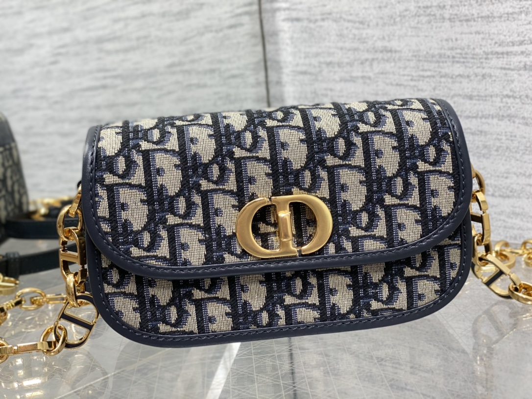 Bagsaaa D10r Montaigne Messenger Oblique Bag - 18*4.5*10cm