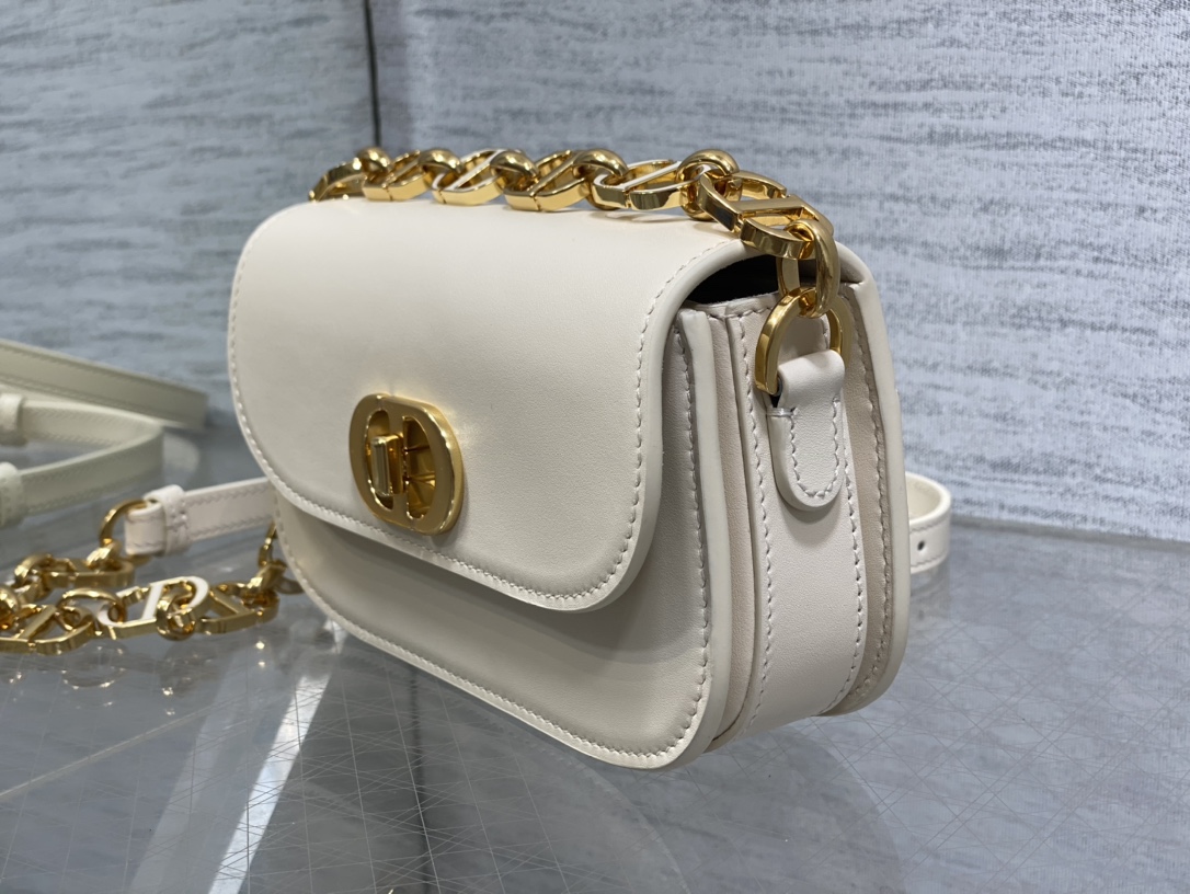 Bagsaaa D10r Montaigne Messenger White Bag - 18*4.5*10cm