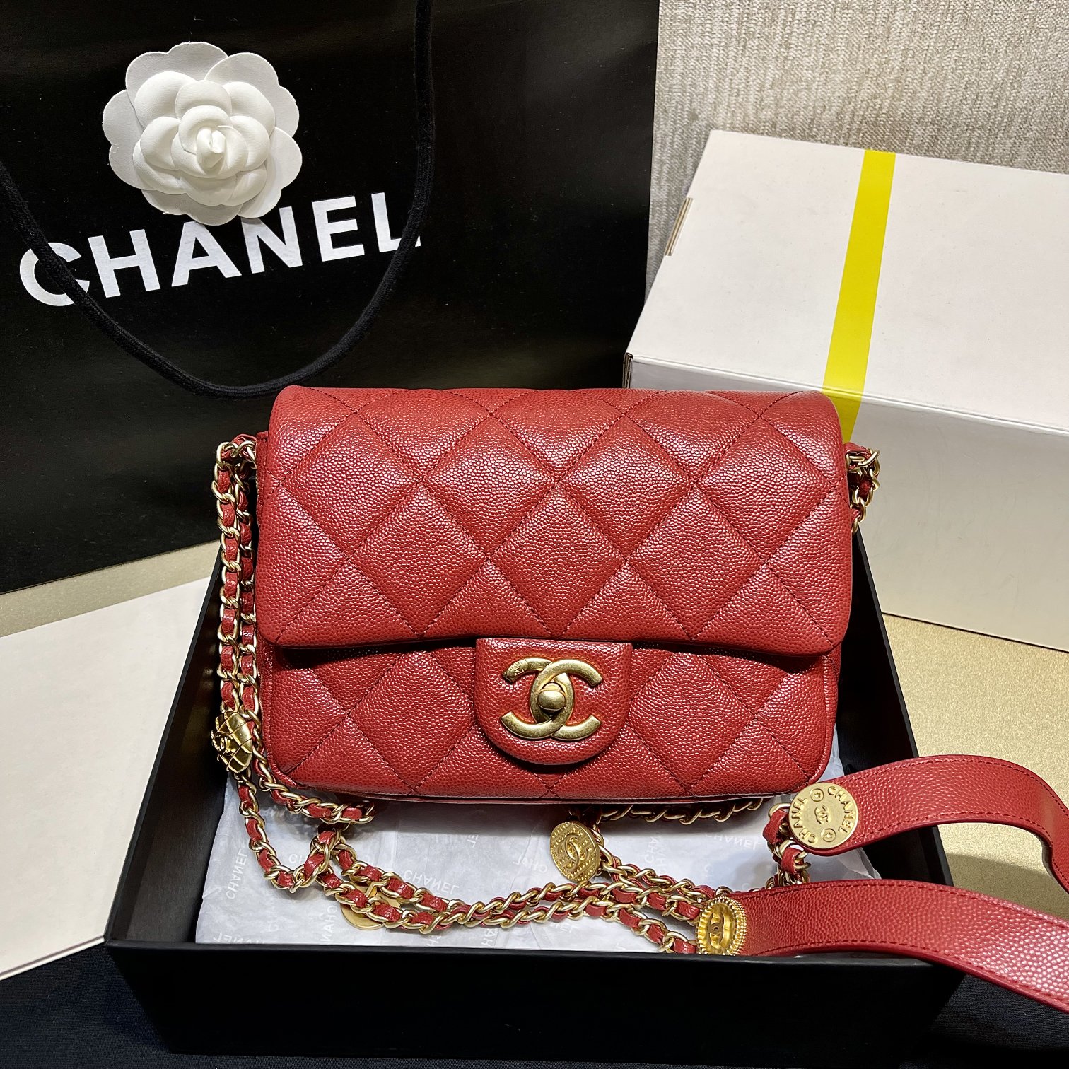 Bagsaaa Ch**el Red Flap Bag - 21X14.5X6cm