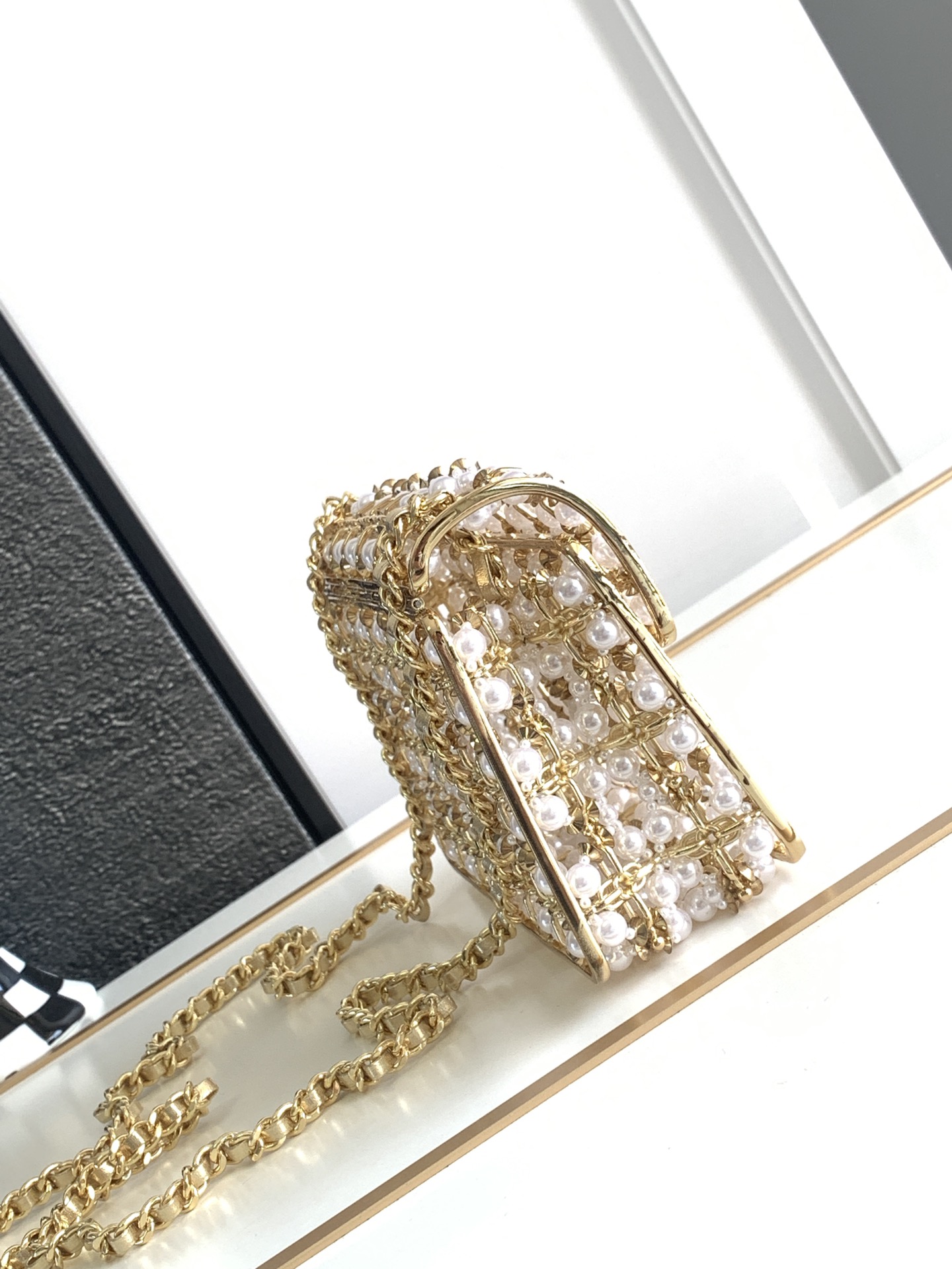 Bagsaaa Ch**el Evening Bag Golden-Tone Metal & Imitation Pearls AS4076 - 17x11X6cm