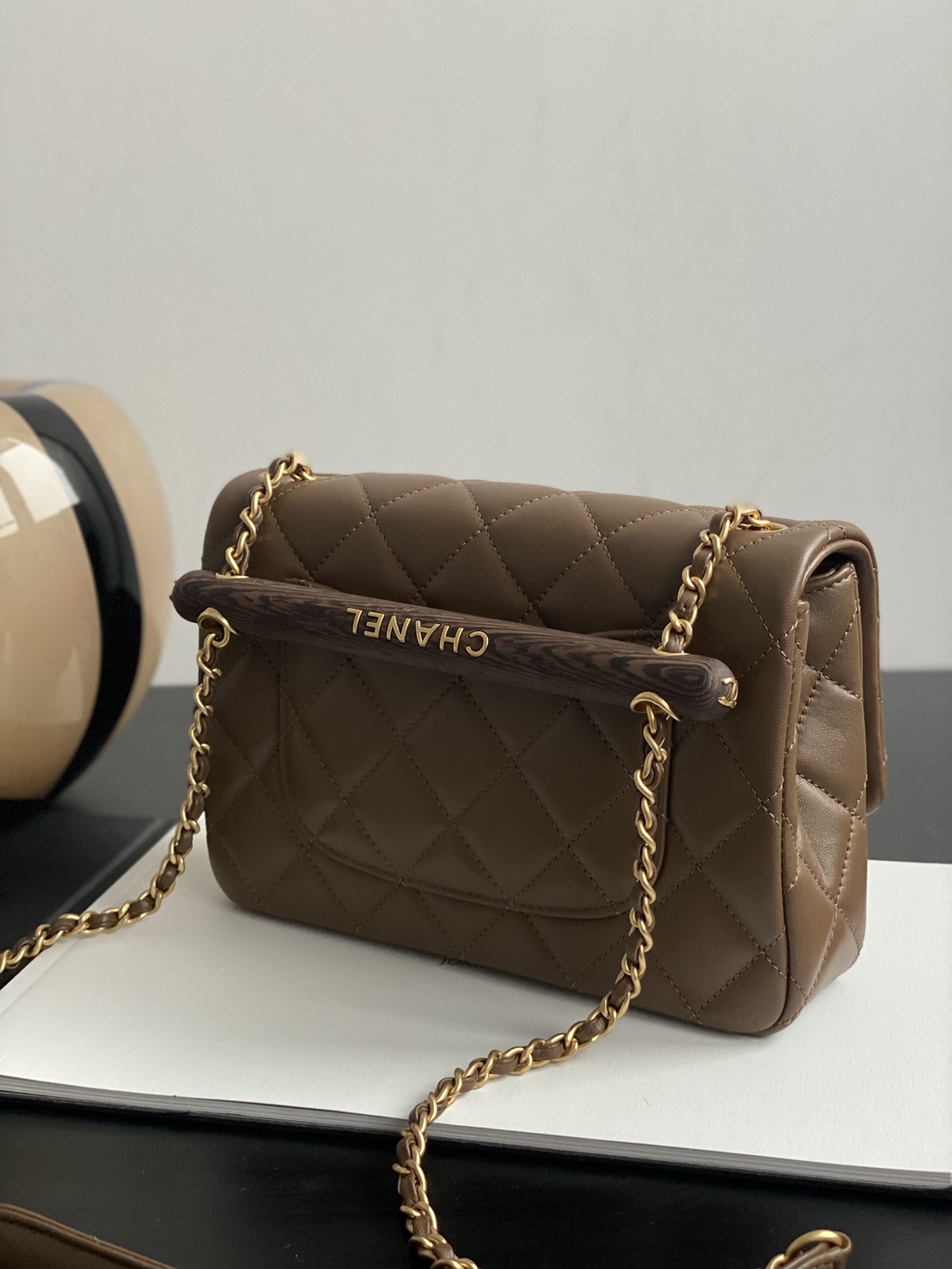 Bagsaaa Ch**el Flap Brown Bag - 21*13.5*6cm